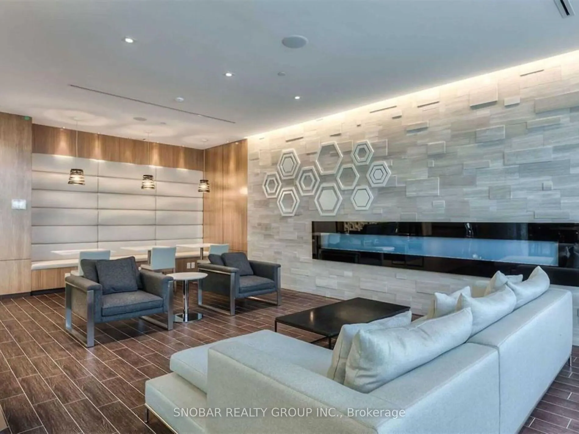 36 Park Lawn Road, #2406