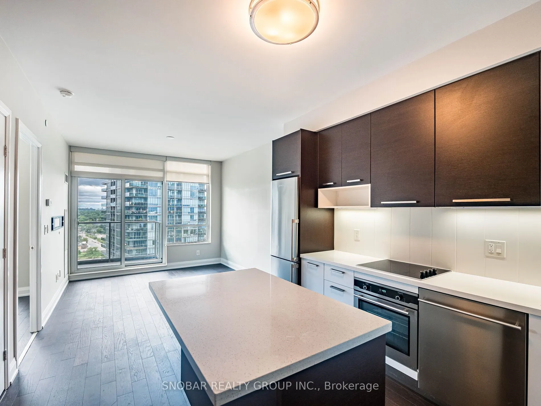 36 Park Lawn Road, #2406
