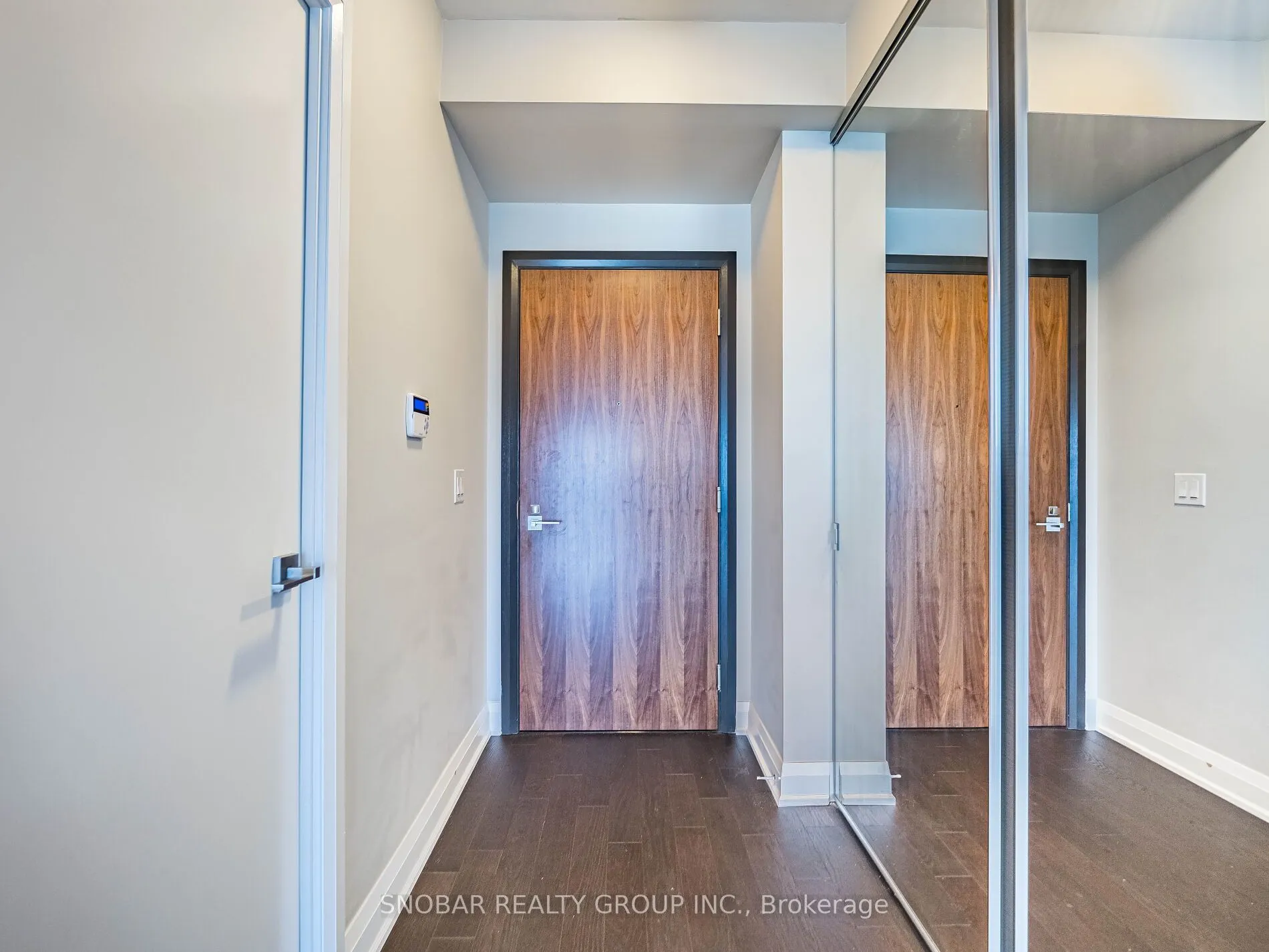 36 Park Lawn Road, #2406