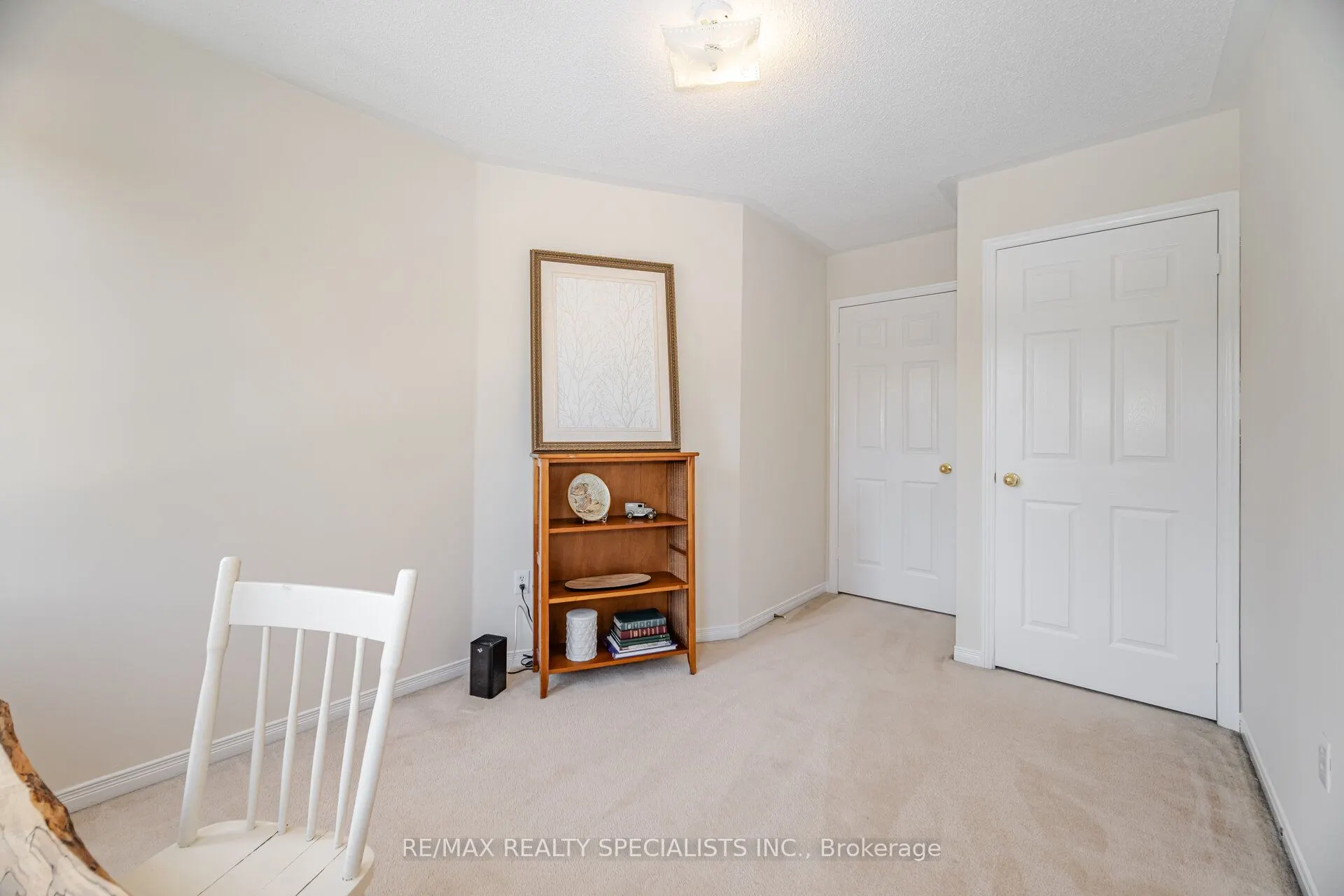 5103 Tree Court