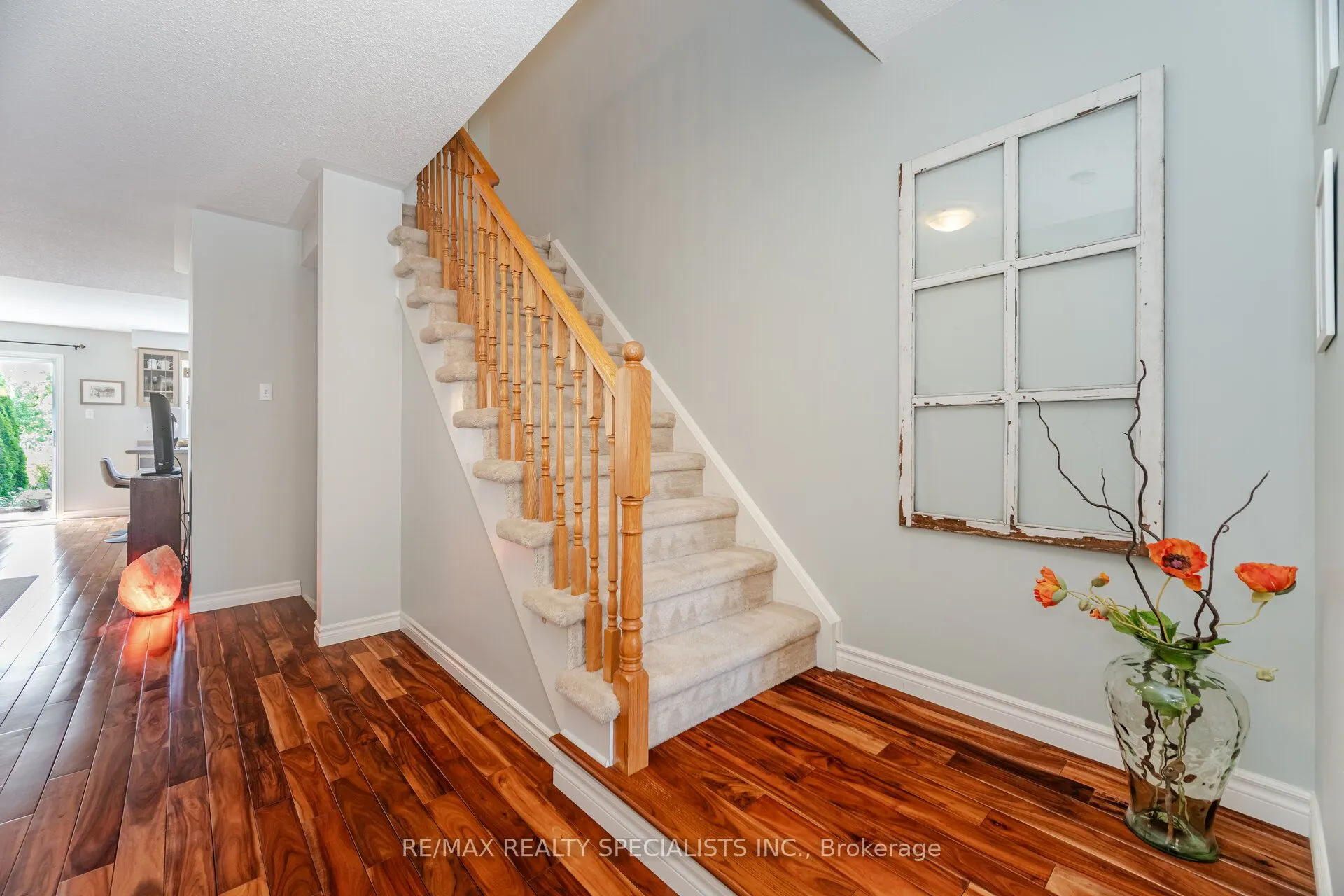 5103 Tree Court