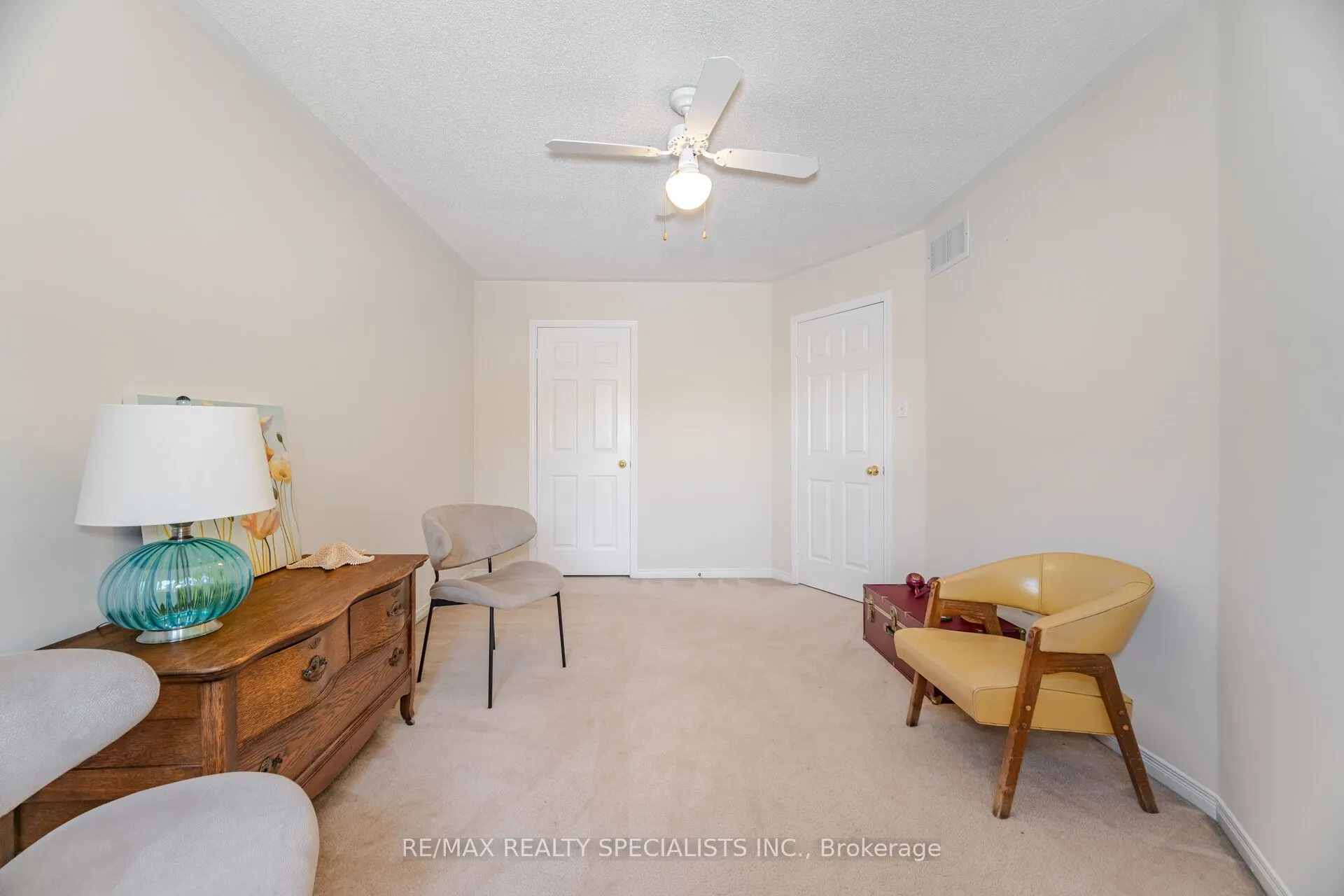 5103 Tree Court