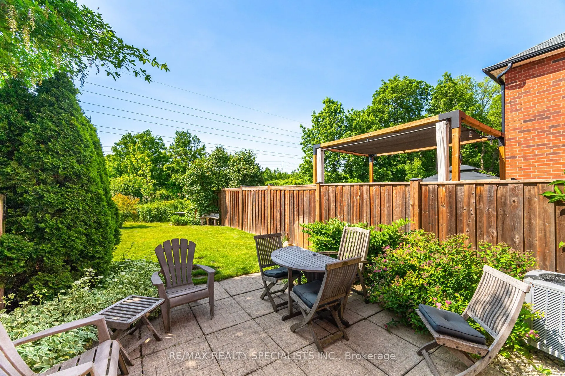 5103 Tree Court