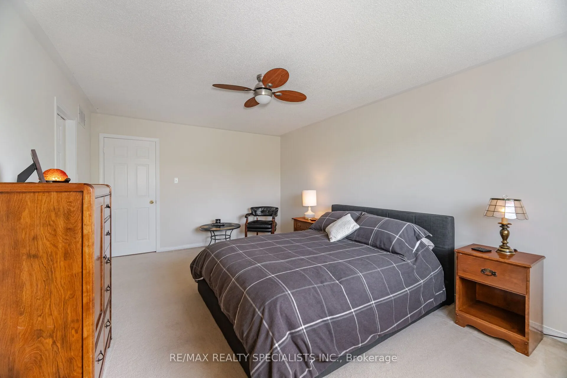5103 Tree Court