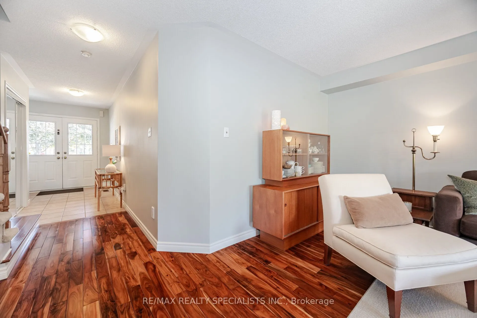 5103 Tree Court