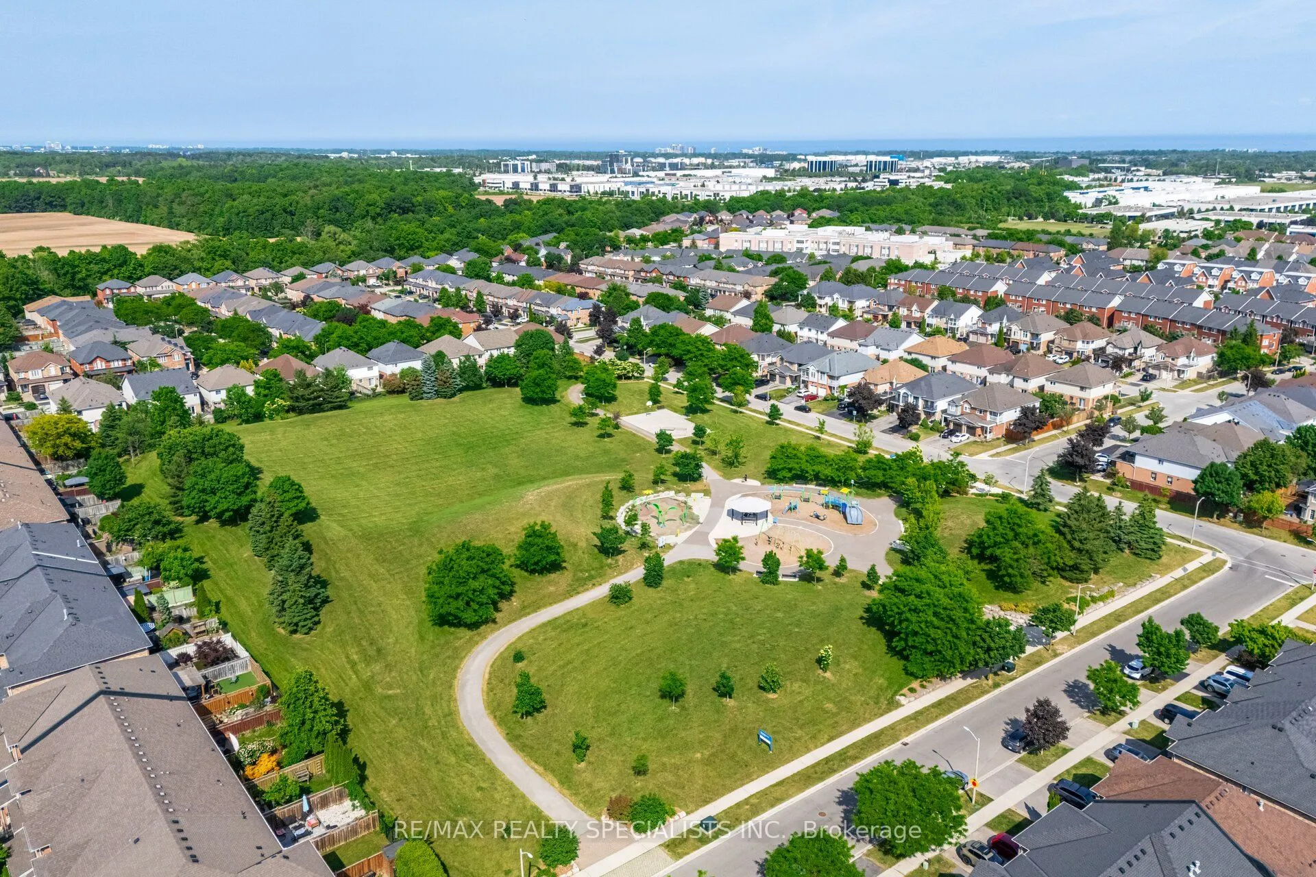 5103 Tree Court