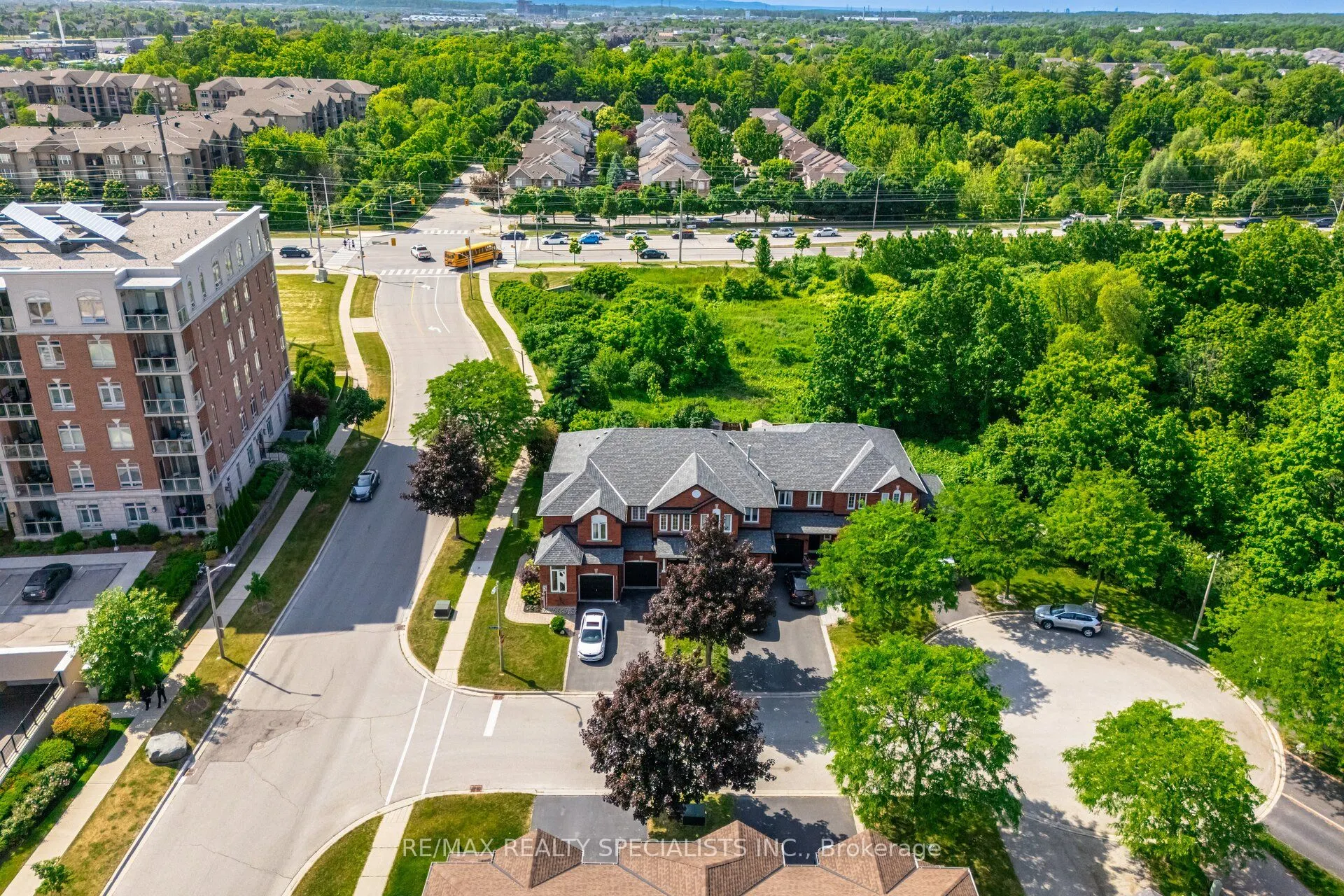 5103 Tree Court