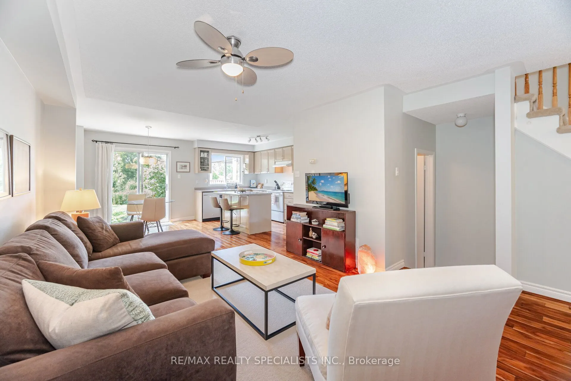 5103 Tree Court