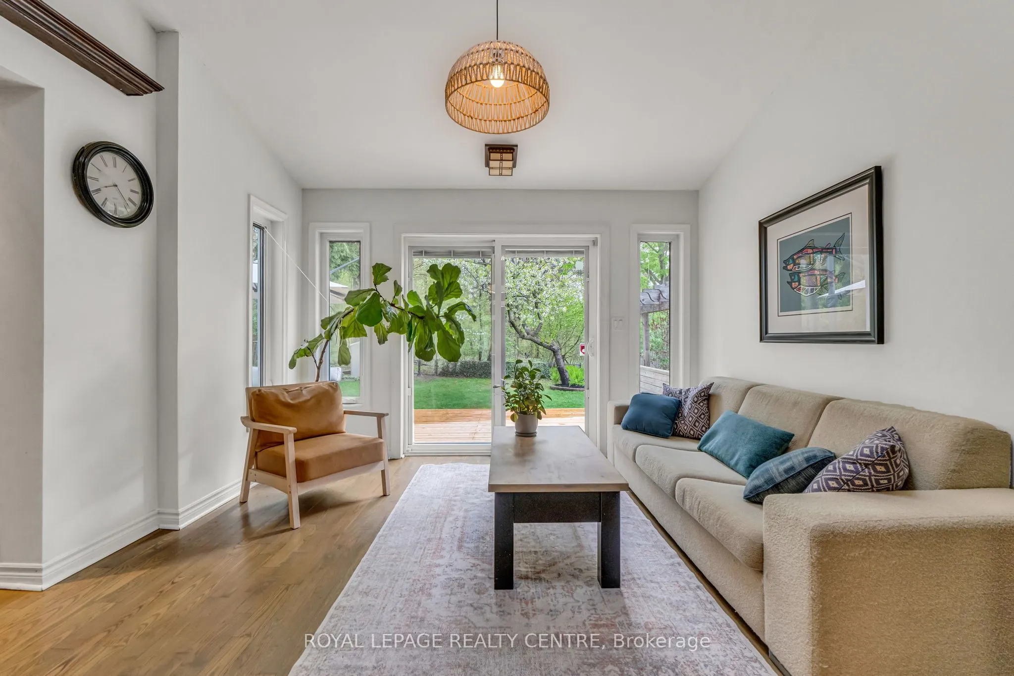1593 Glenburnie Road