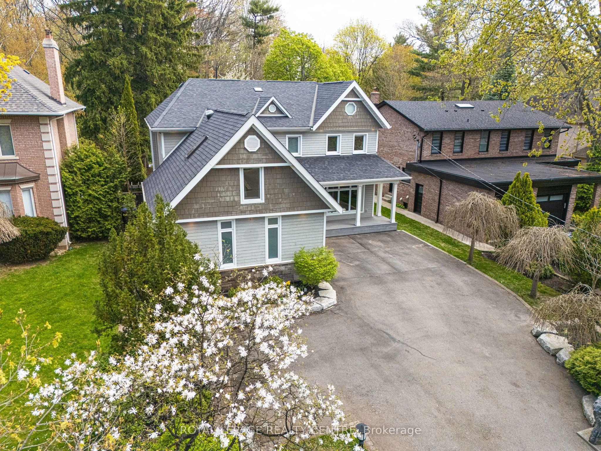 1593 Glenburnie Road
