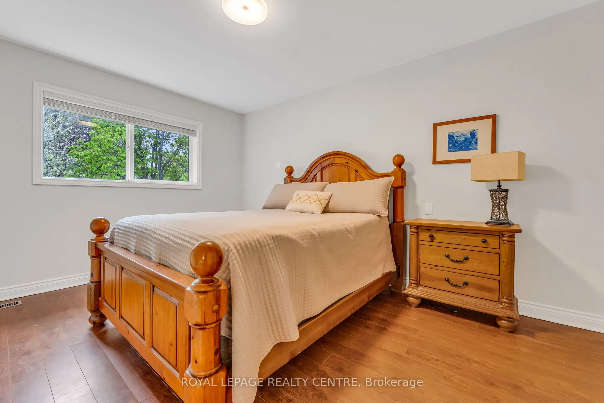 1593 Glenburnie Road