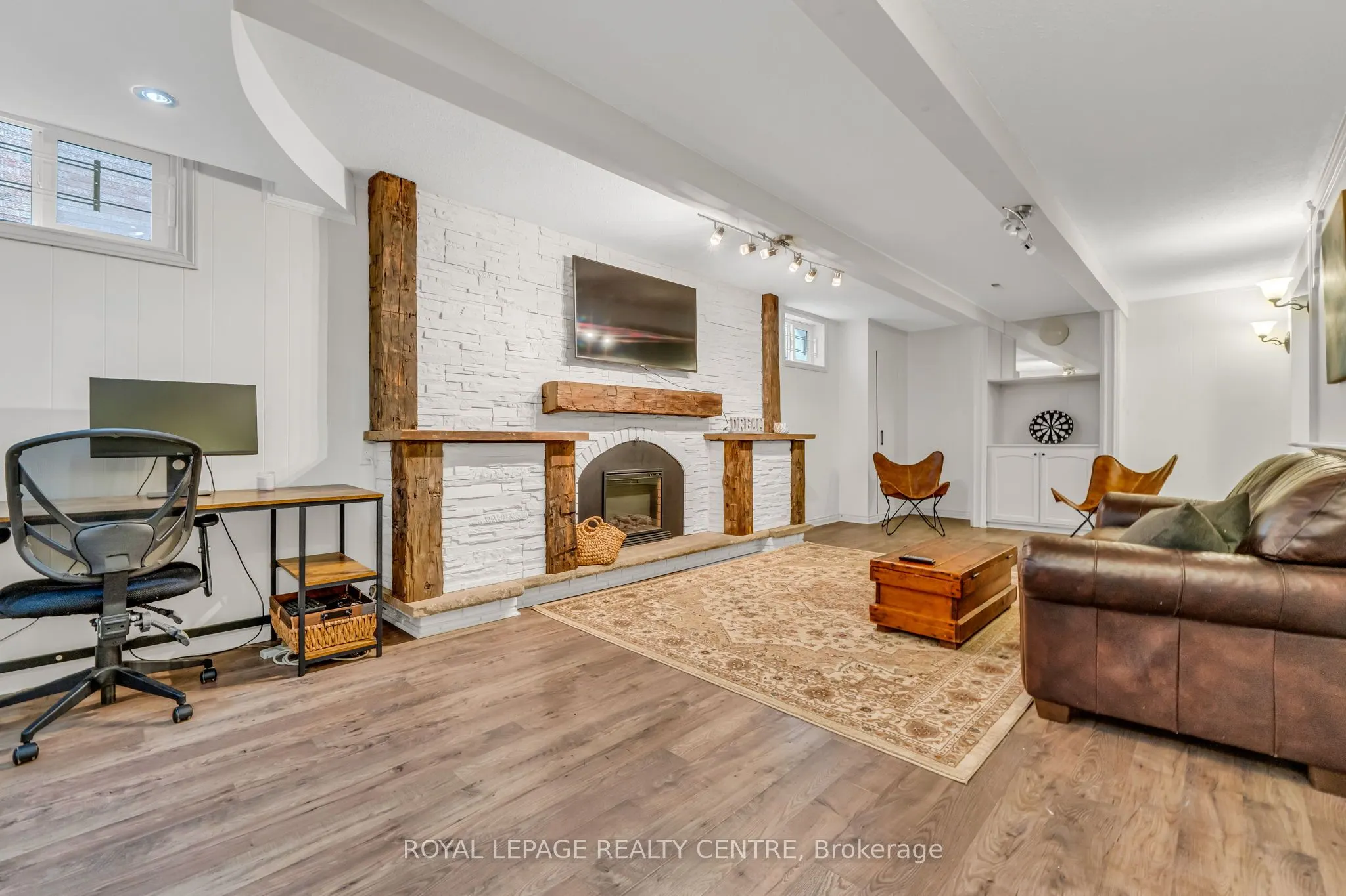 1593 Glenburnie Road