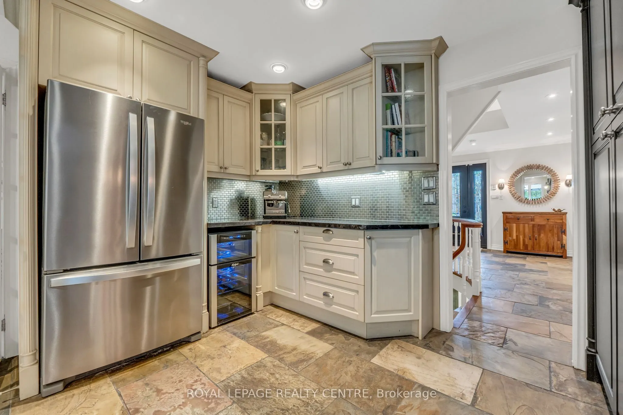 1593 Glenburnie Road