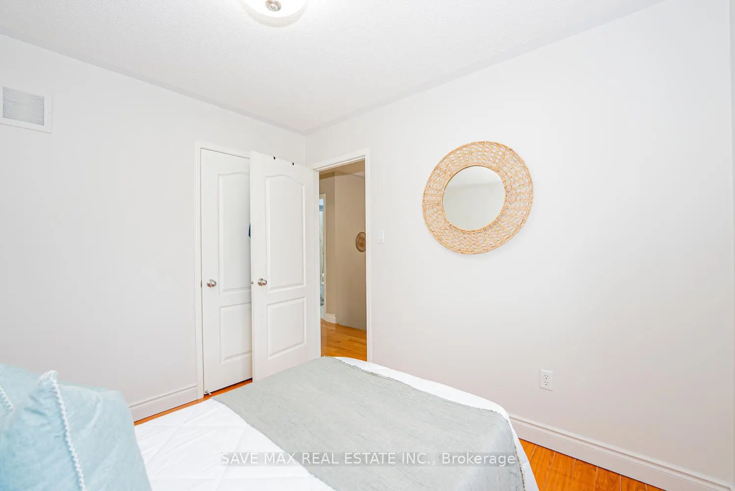 47 Woodcote Crescent