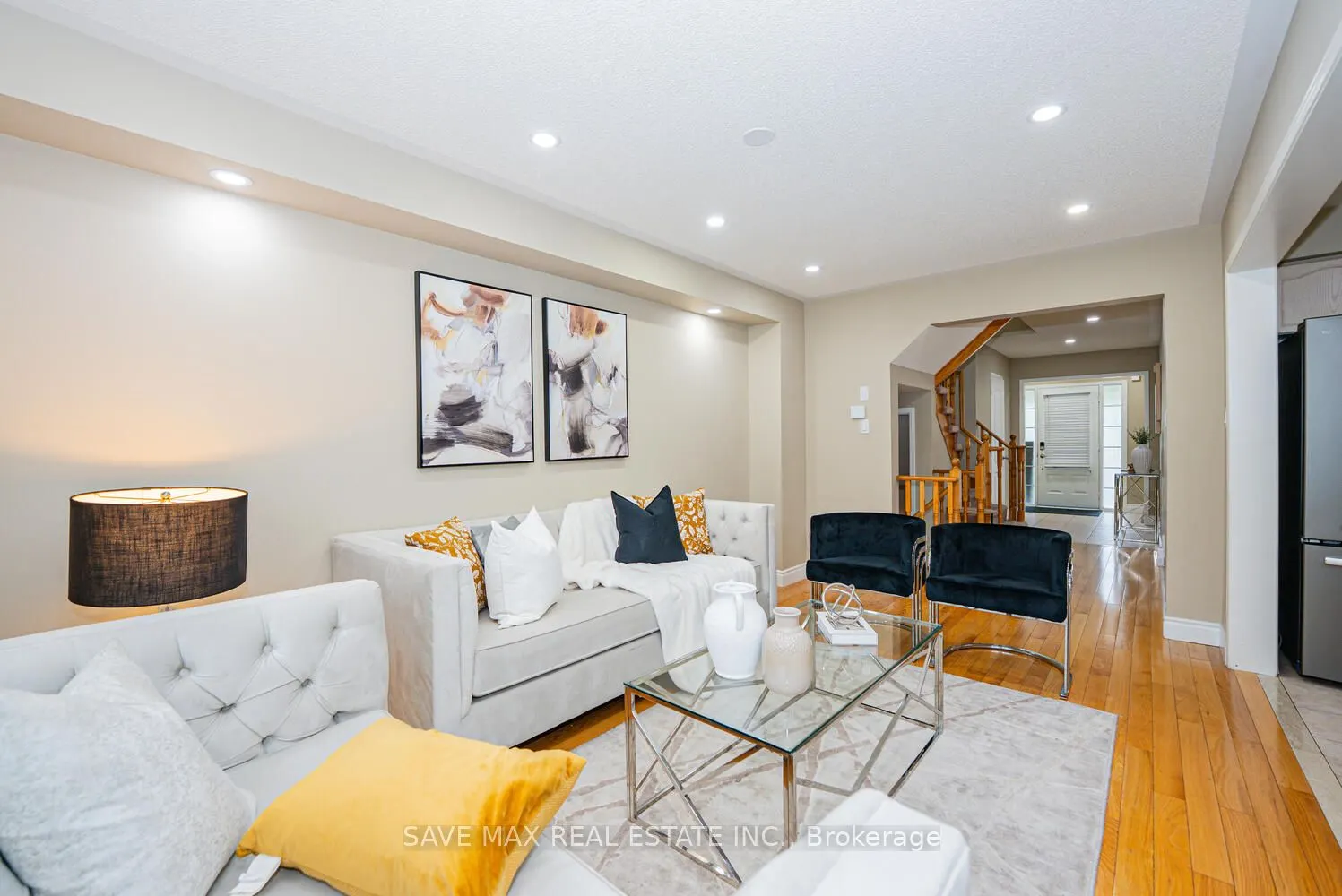 47 Woodcote Crescent
