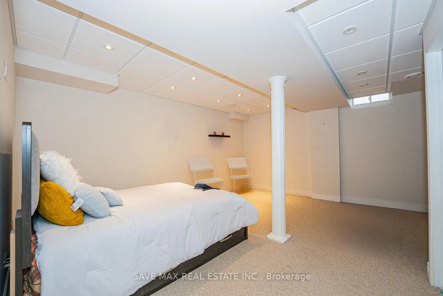 47 Woodcote Crescent