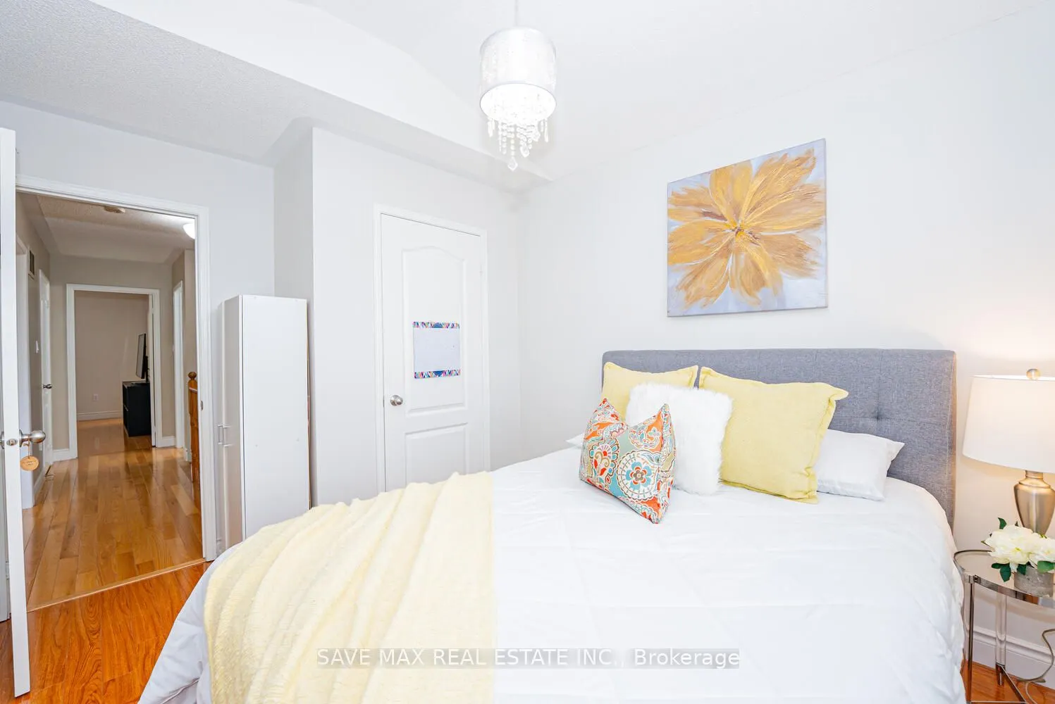 47 Woodcote Crescent