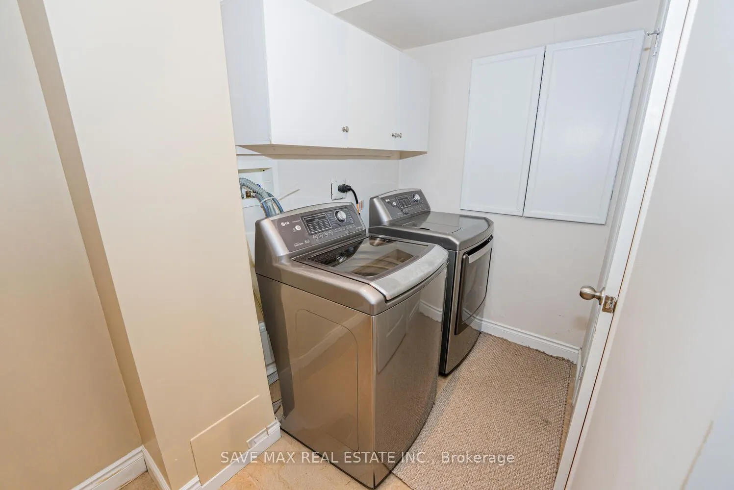 47 Woodcote Crescent