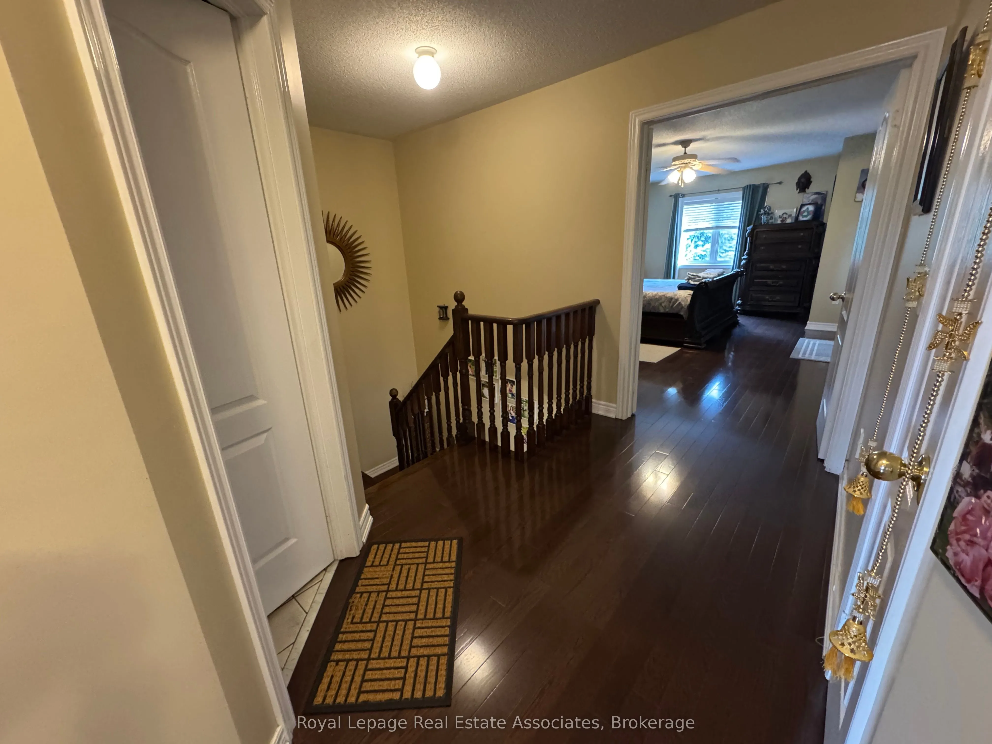 659 Garden Walk, #Upper