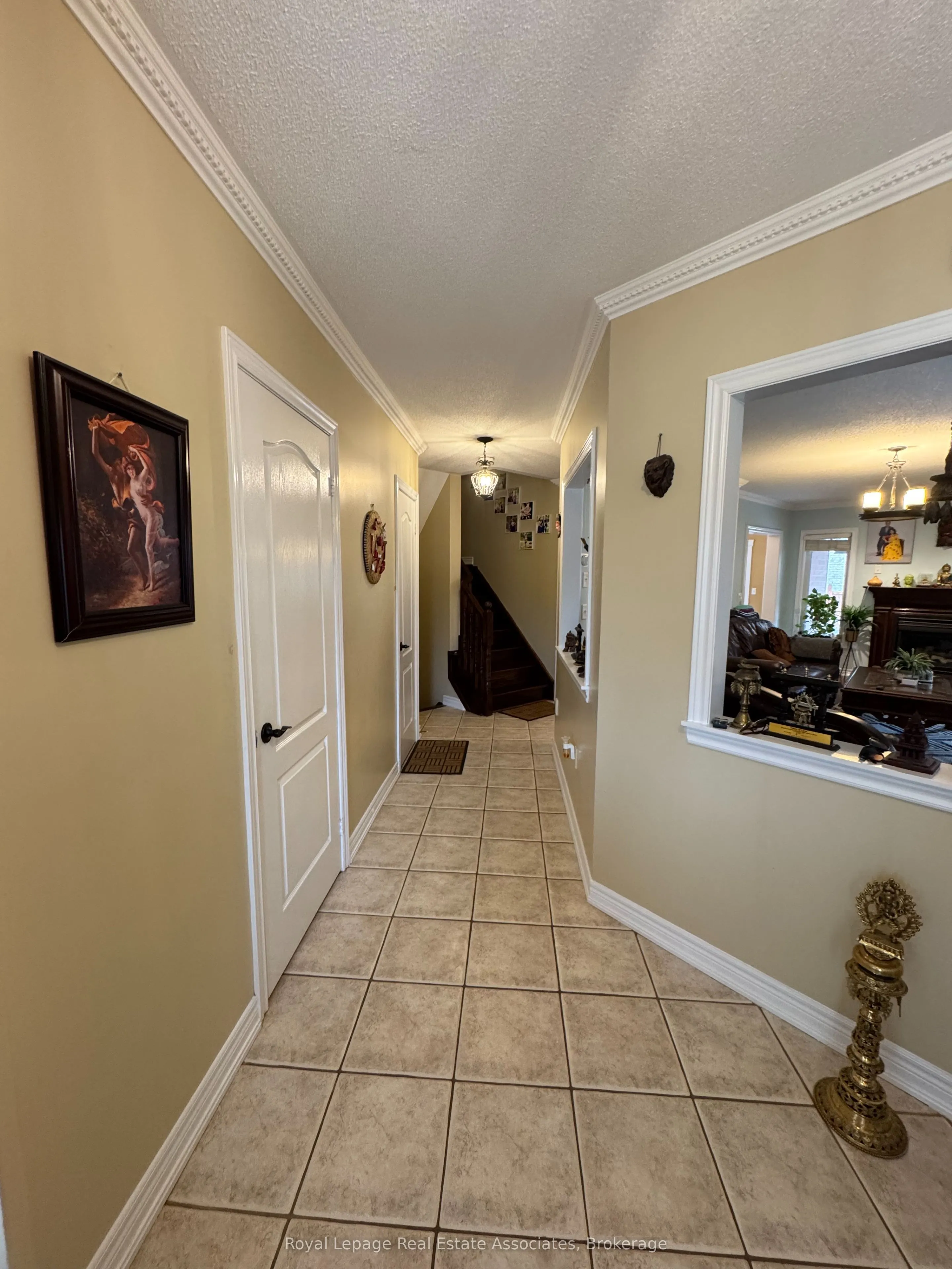 659 Garden Walk, #Upper