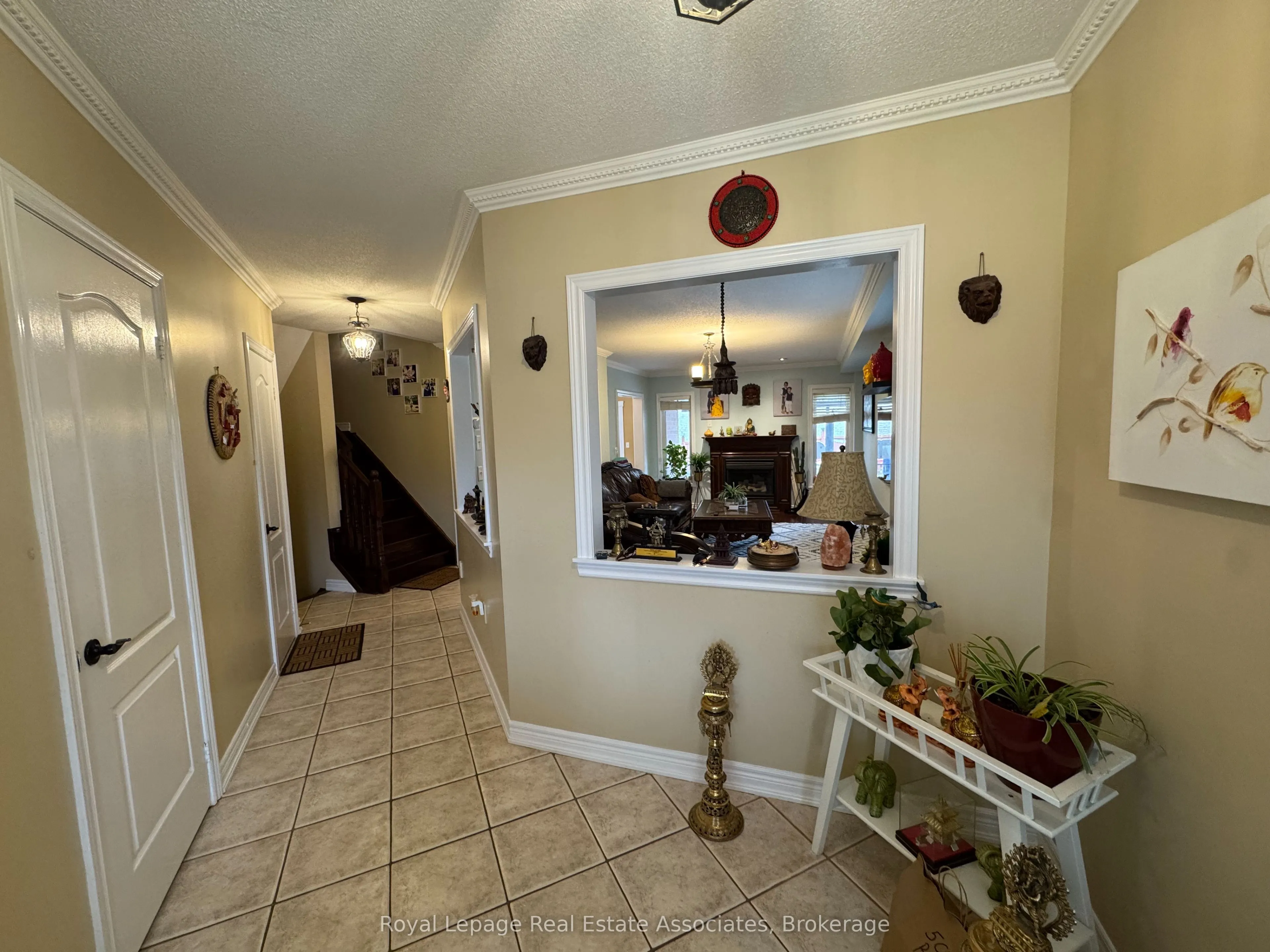 659 Garden Walk, #Upper