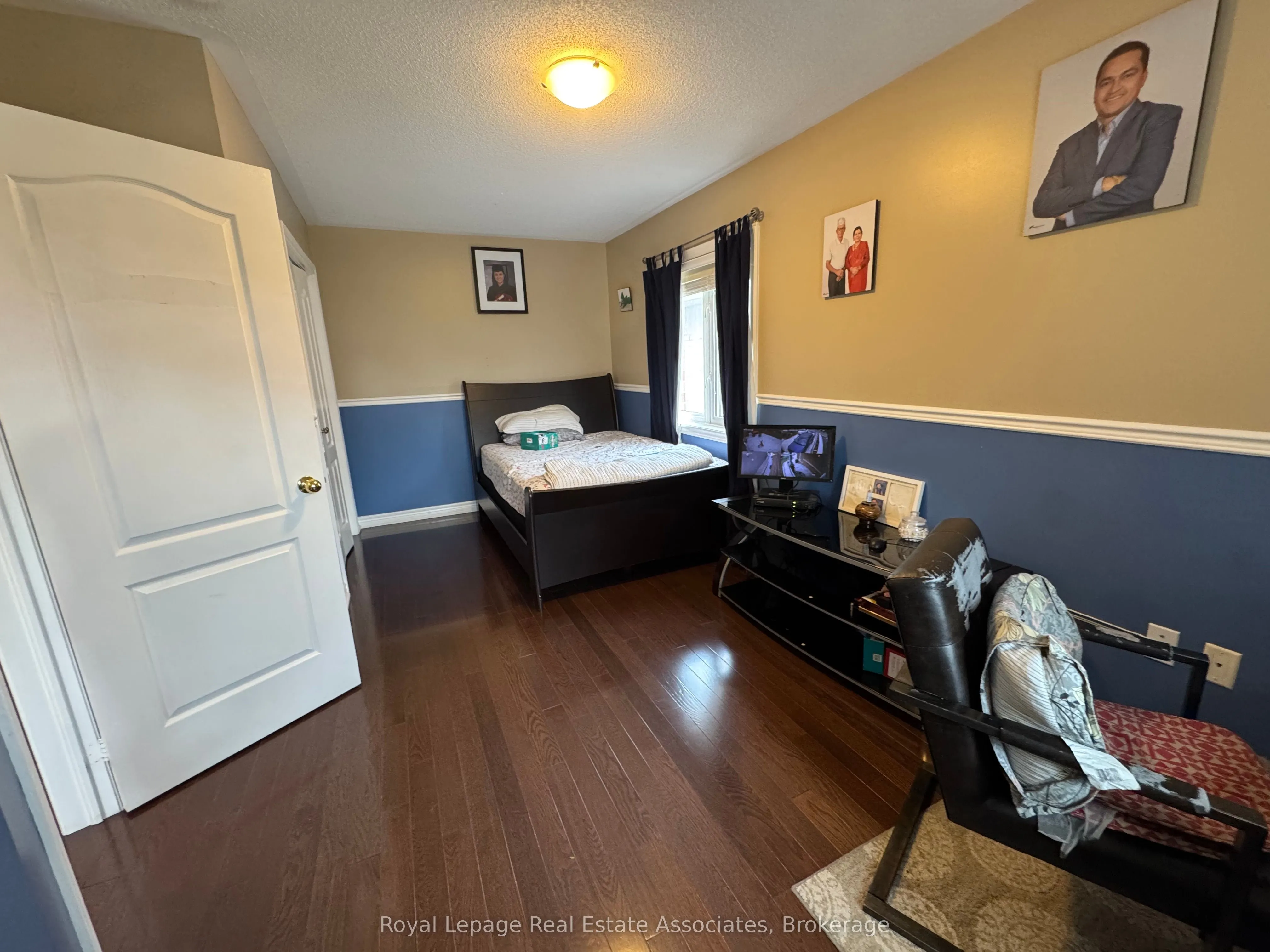 659 Garden Walk, #Upper