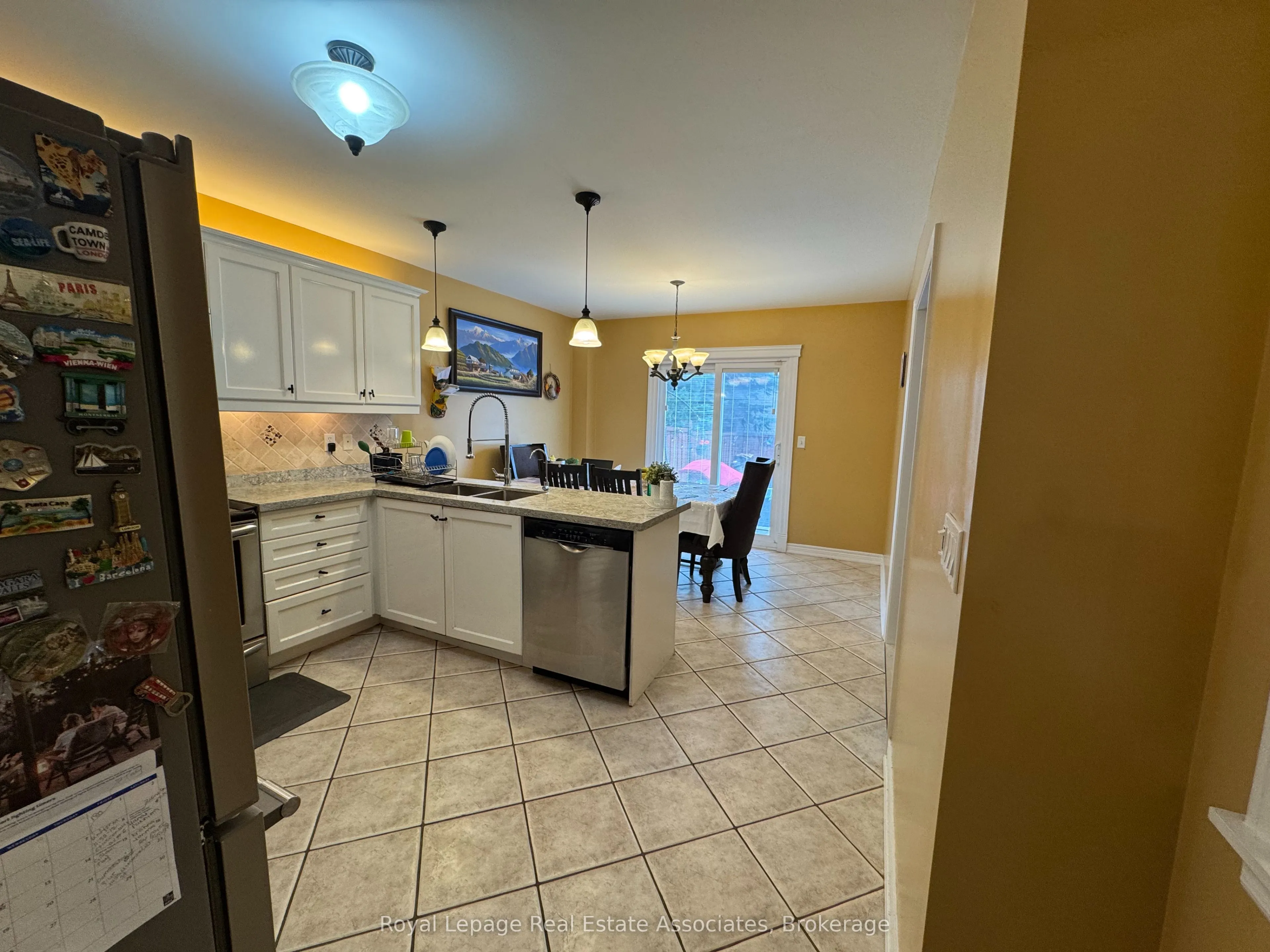 659 Garden Walk, #Upper