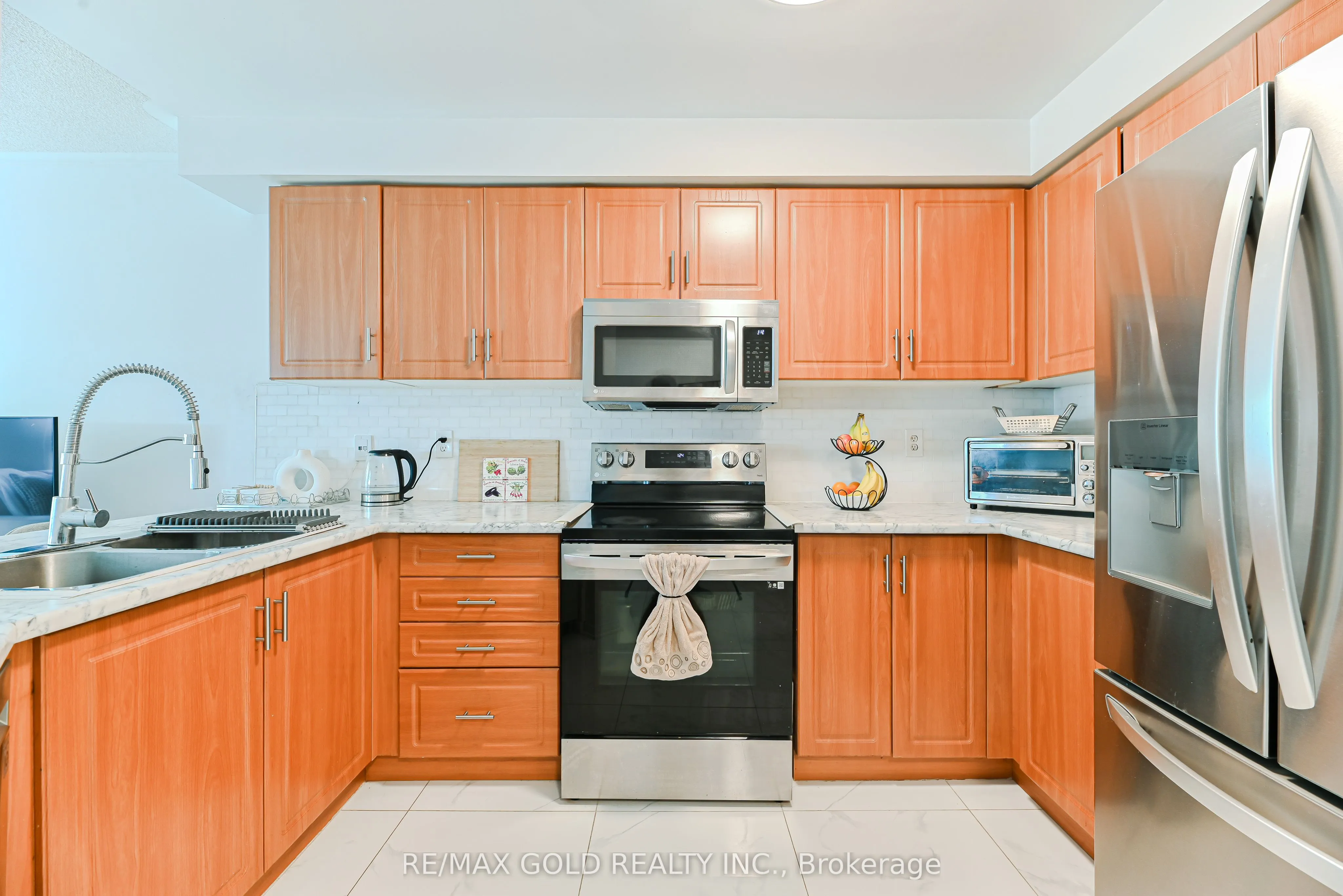 28 Plum Hollow Court