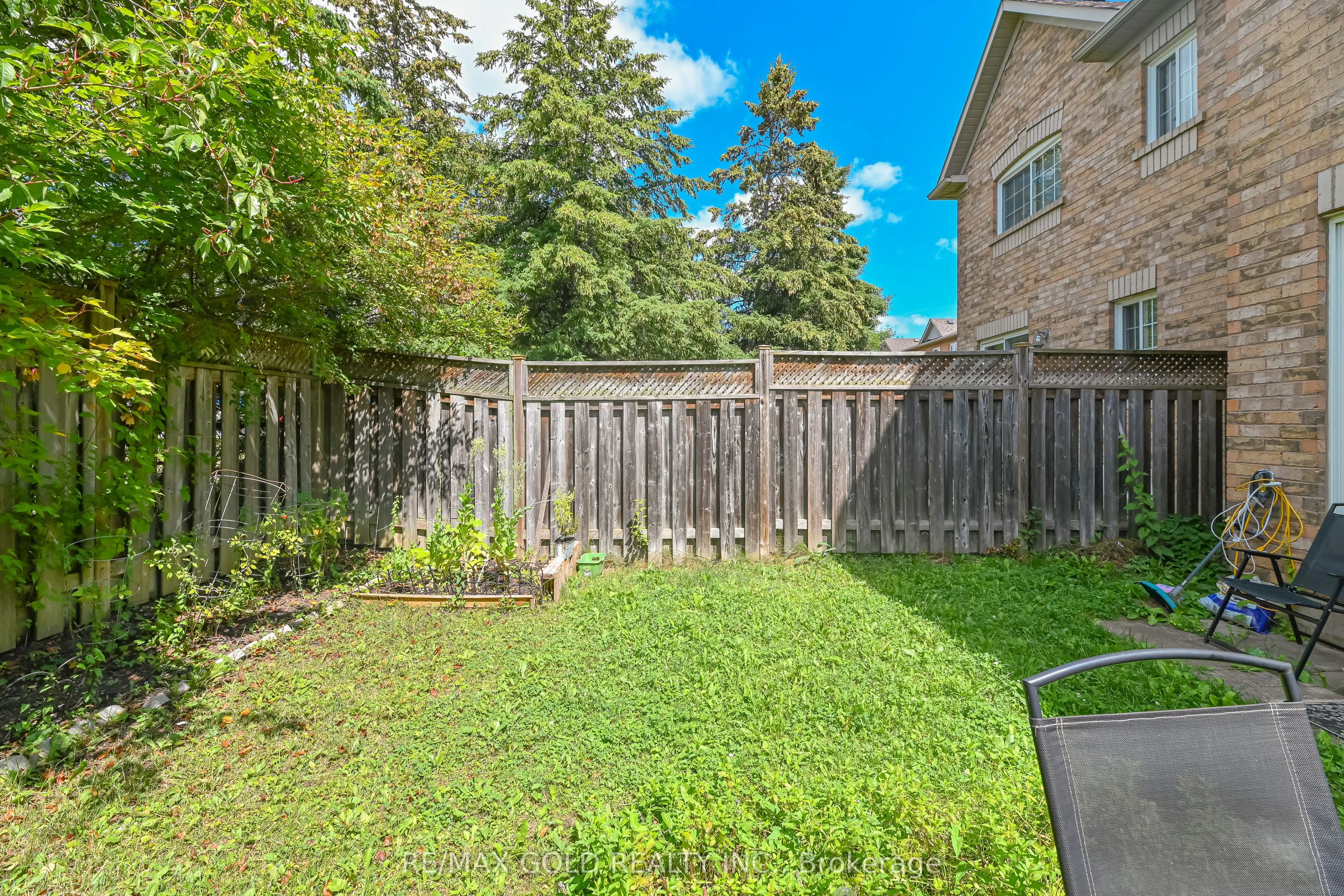 28 Plum Hollow Court