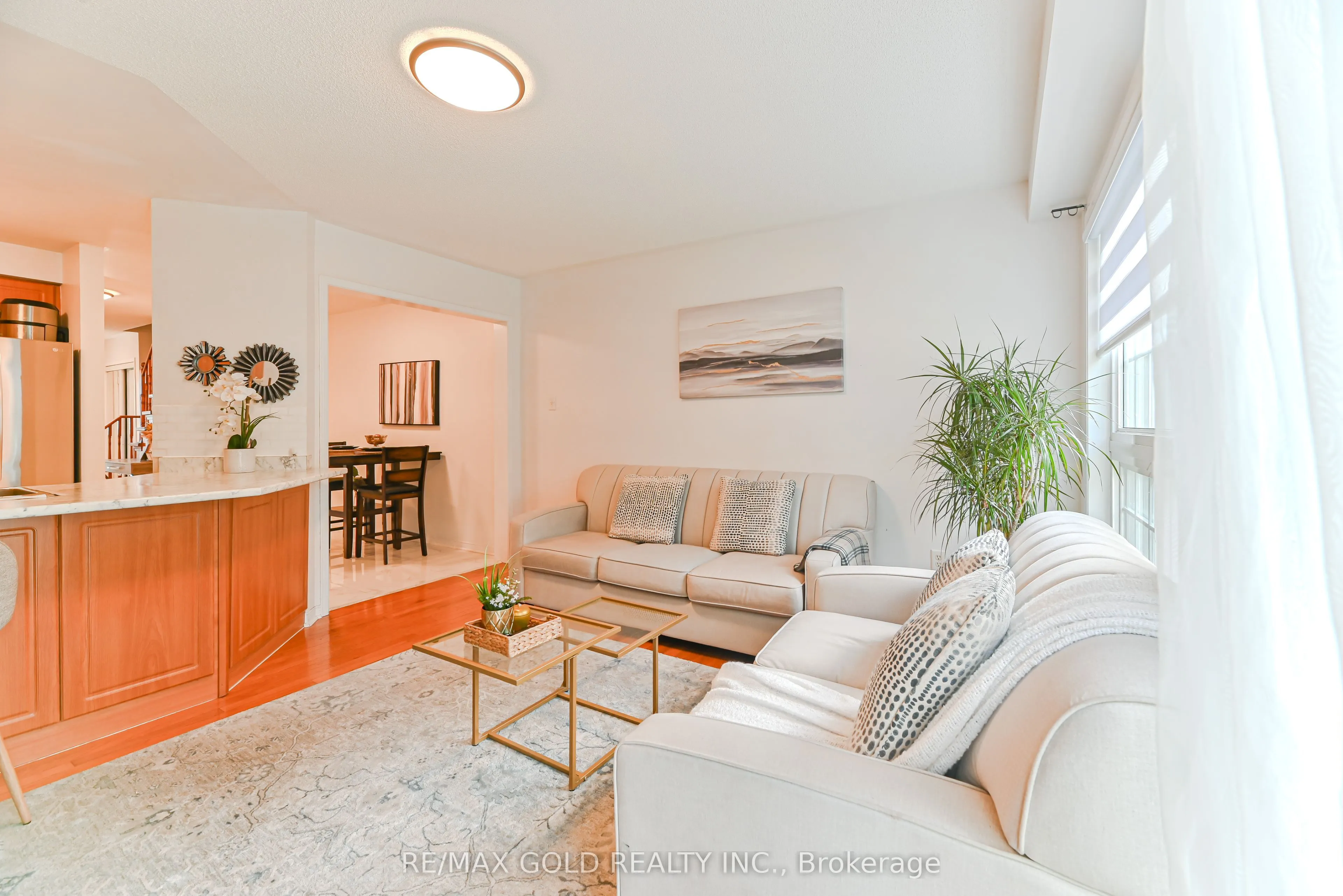 28 Plum Hollow Court