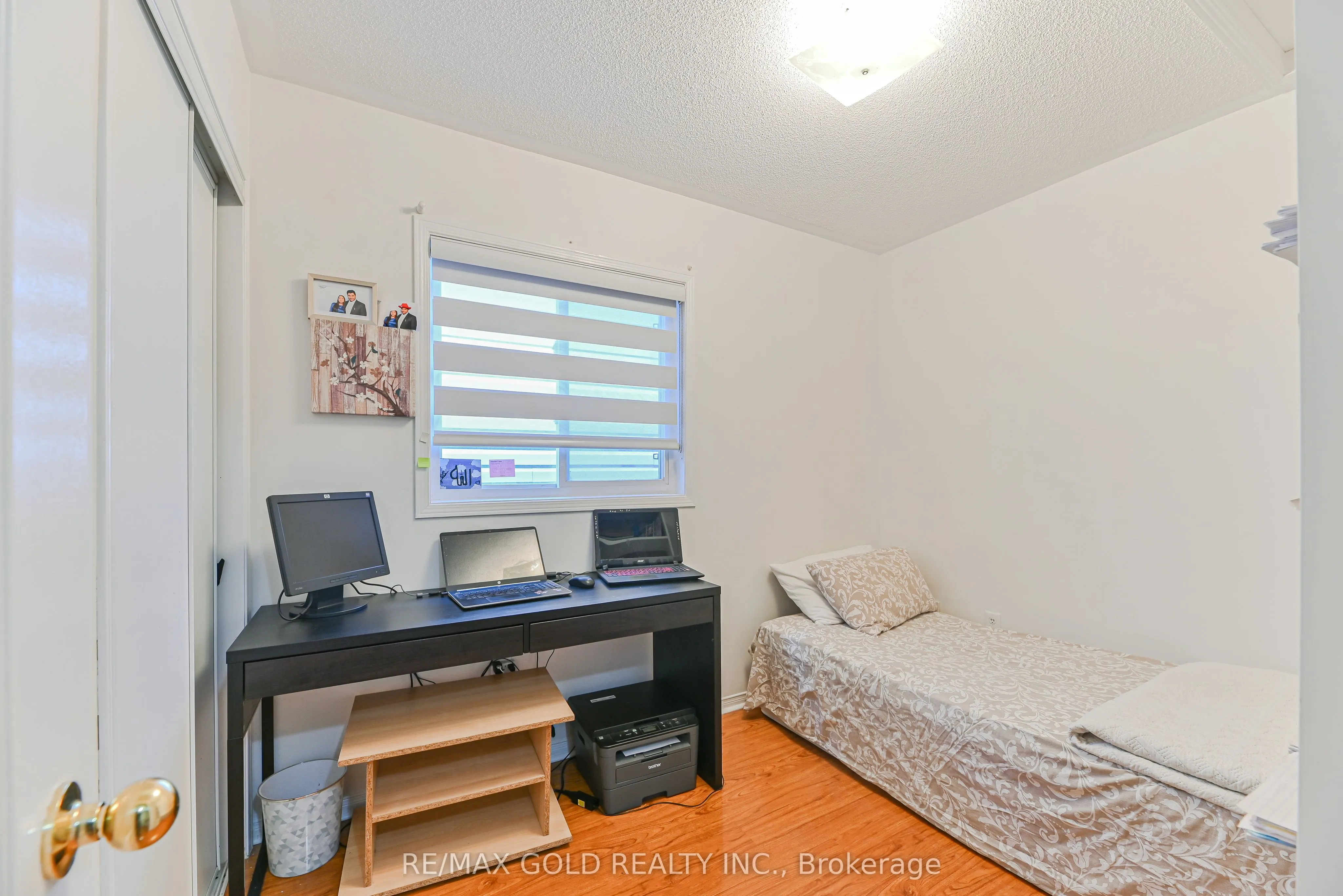 28 Plum Hollow Court