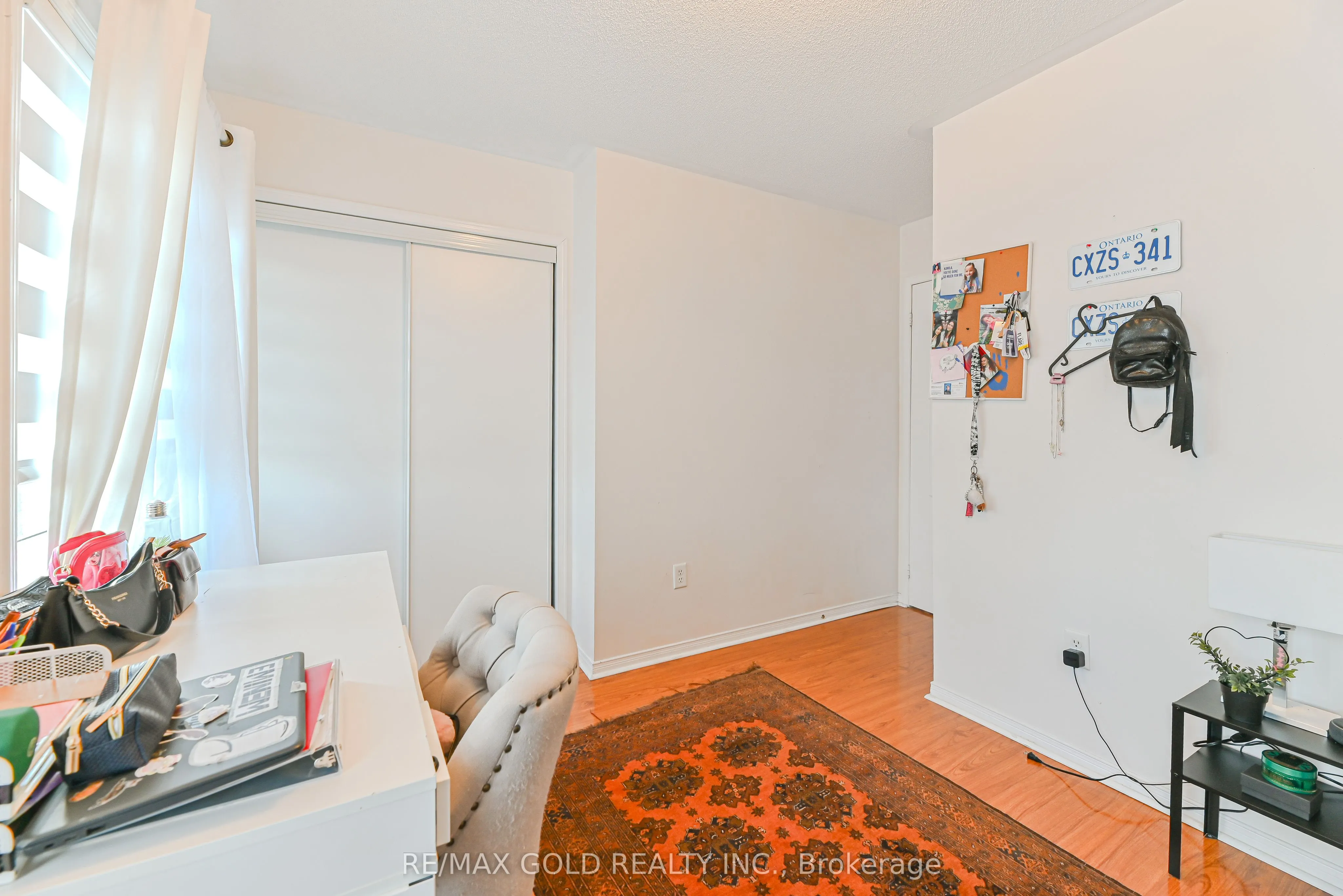 28 Plum Hollow Court