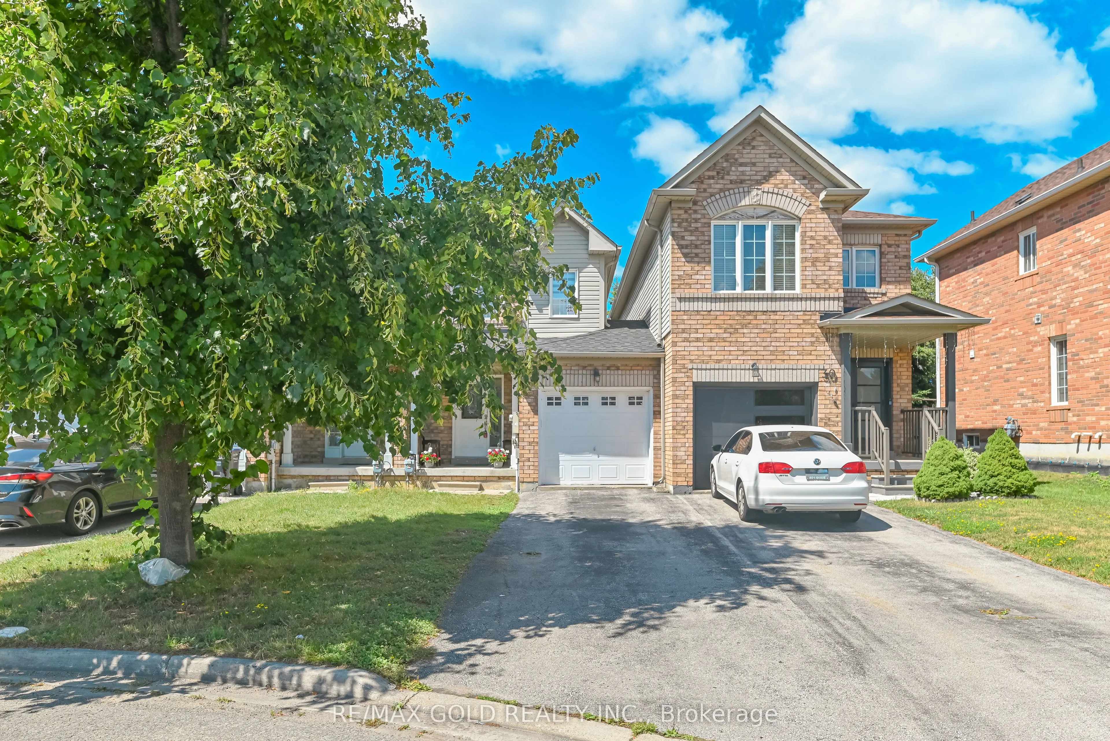 28 Plum Hollow Court
