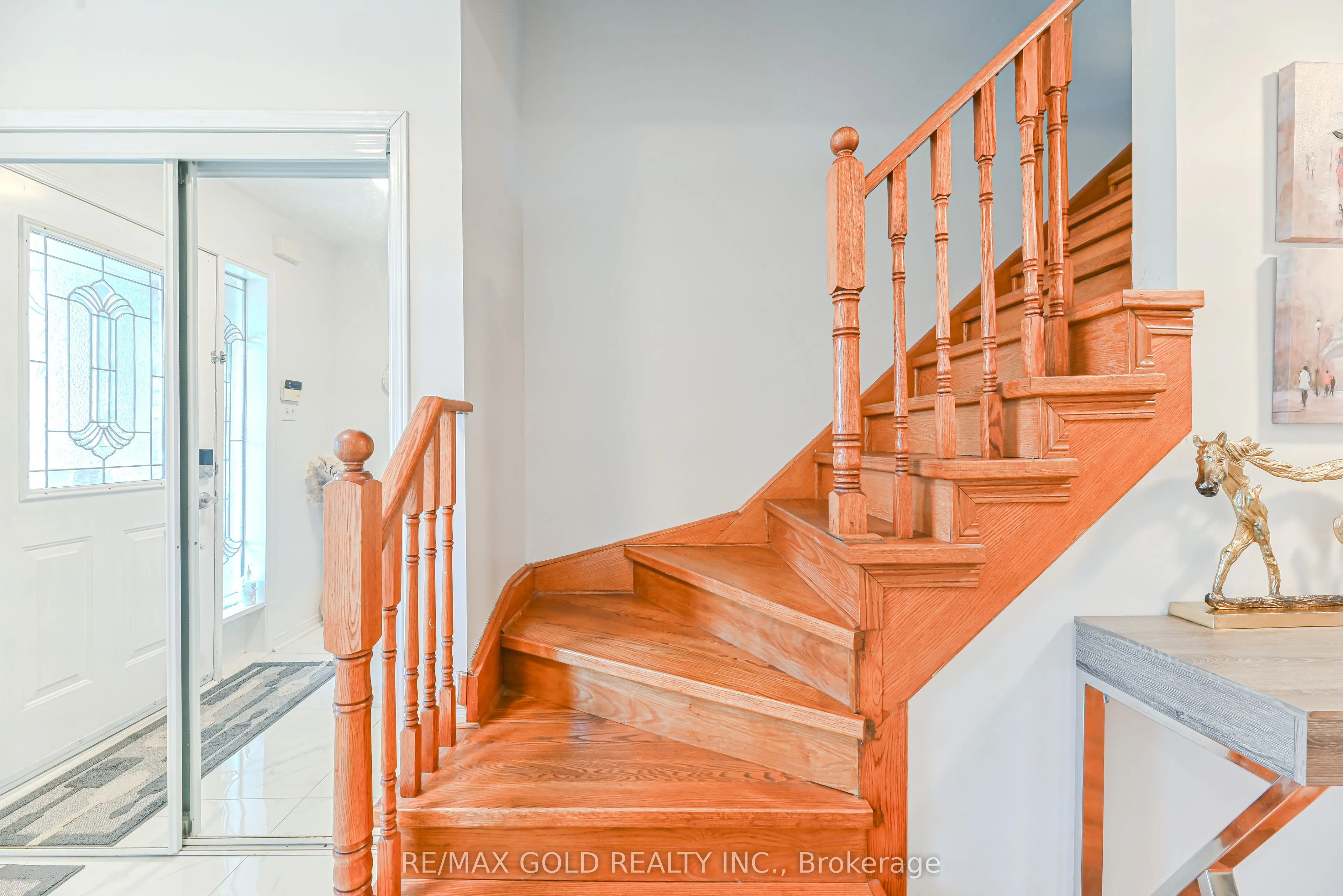 28 Plum Hollow Court