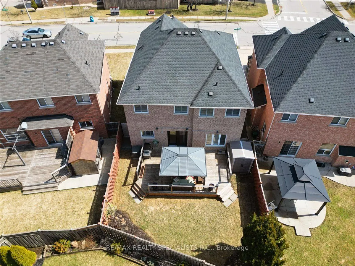 104 Earlsbridge Boulevard