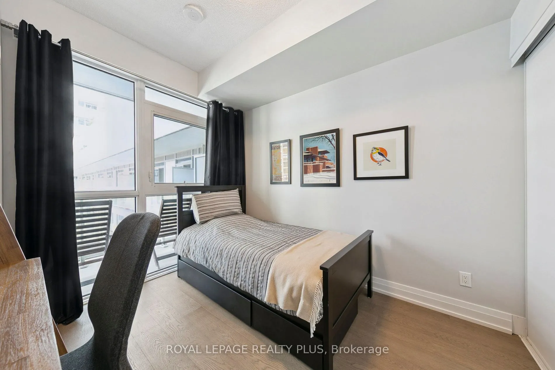 65 Speers Road, #406