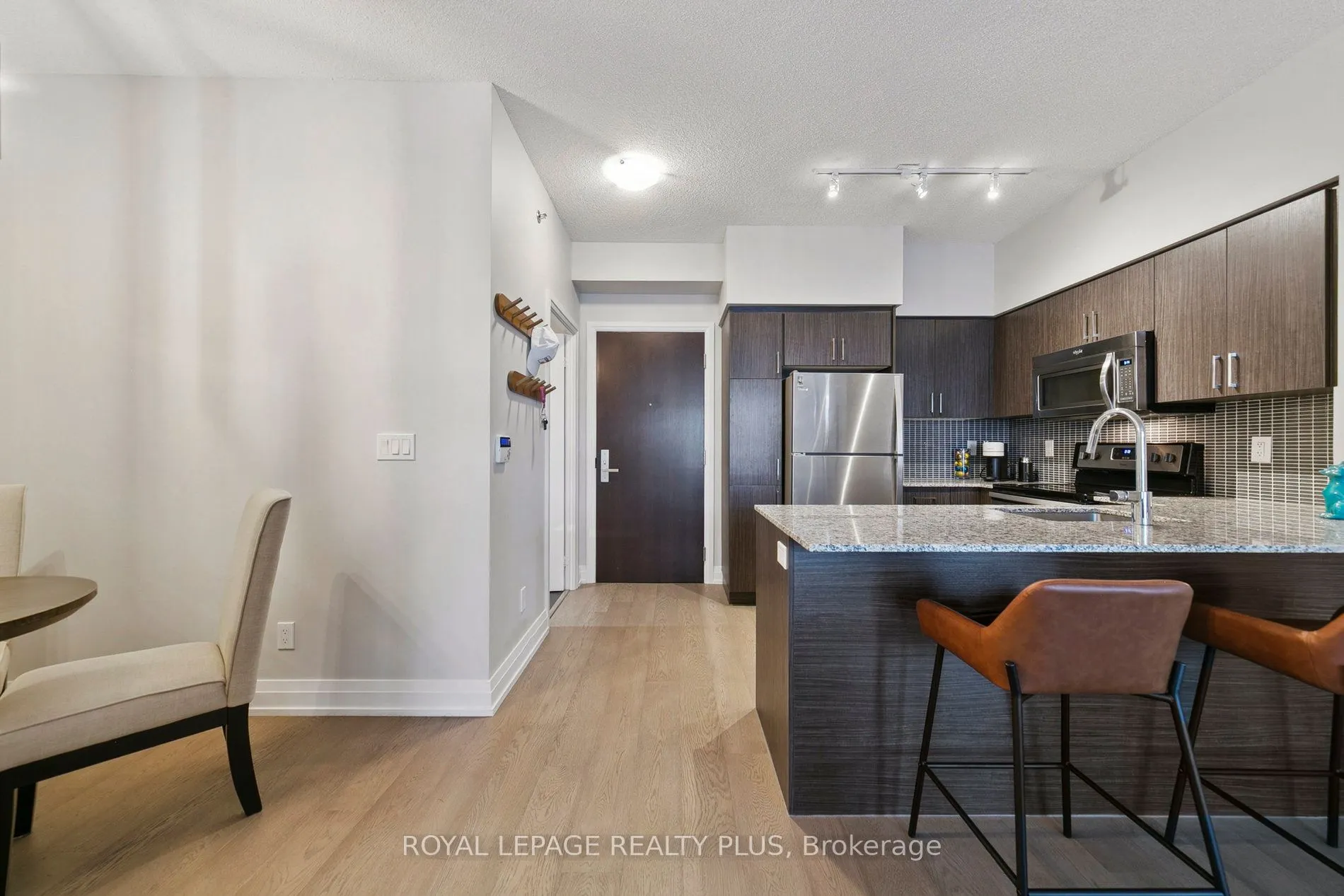 65 Speers Road, #406