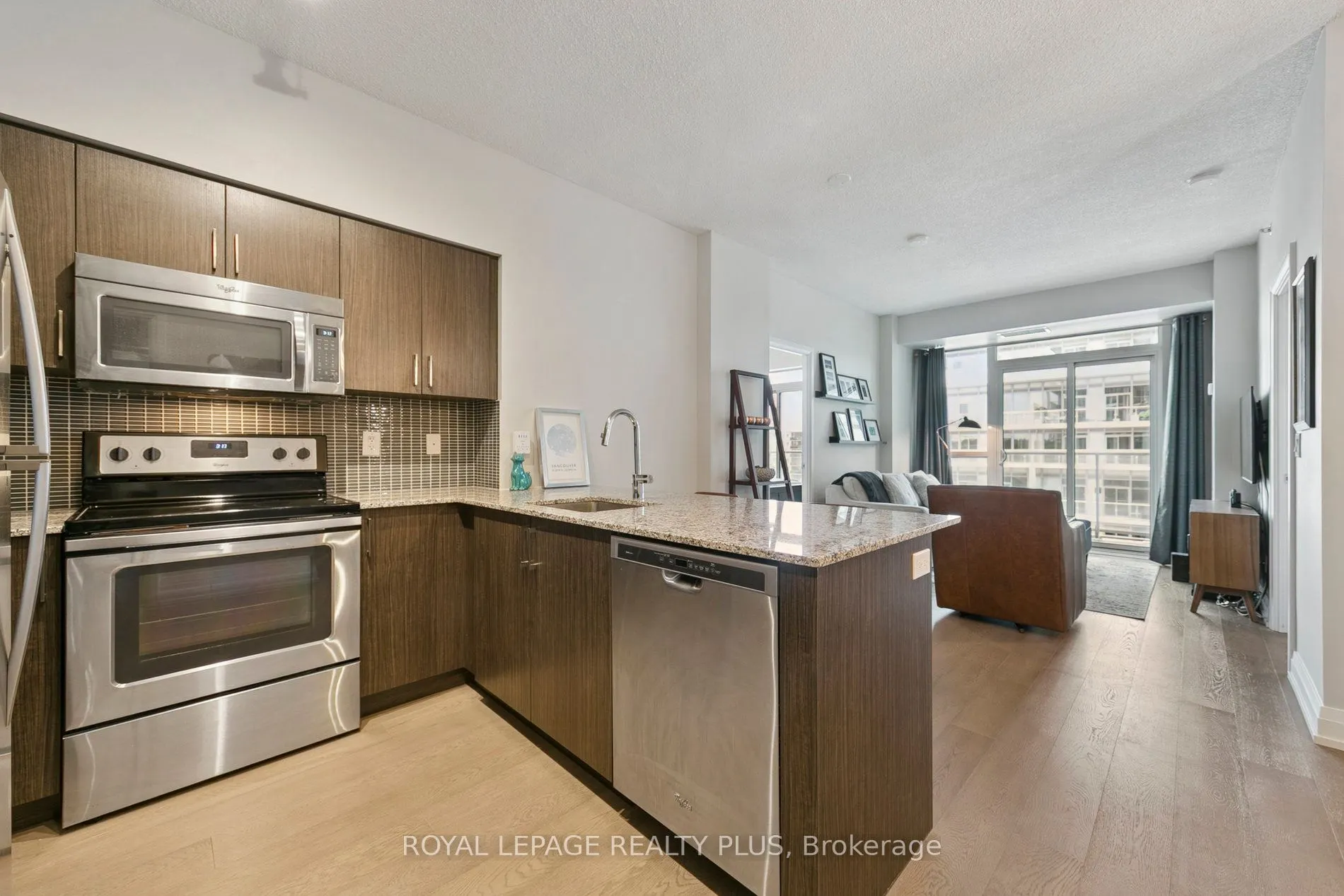 65 Speers Road, #406