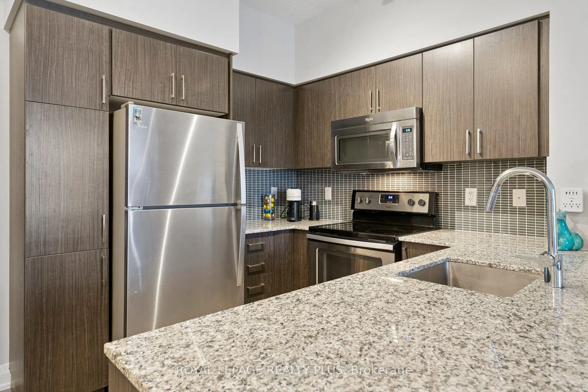 65 Speers Road, #406