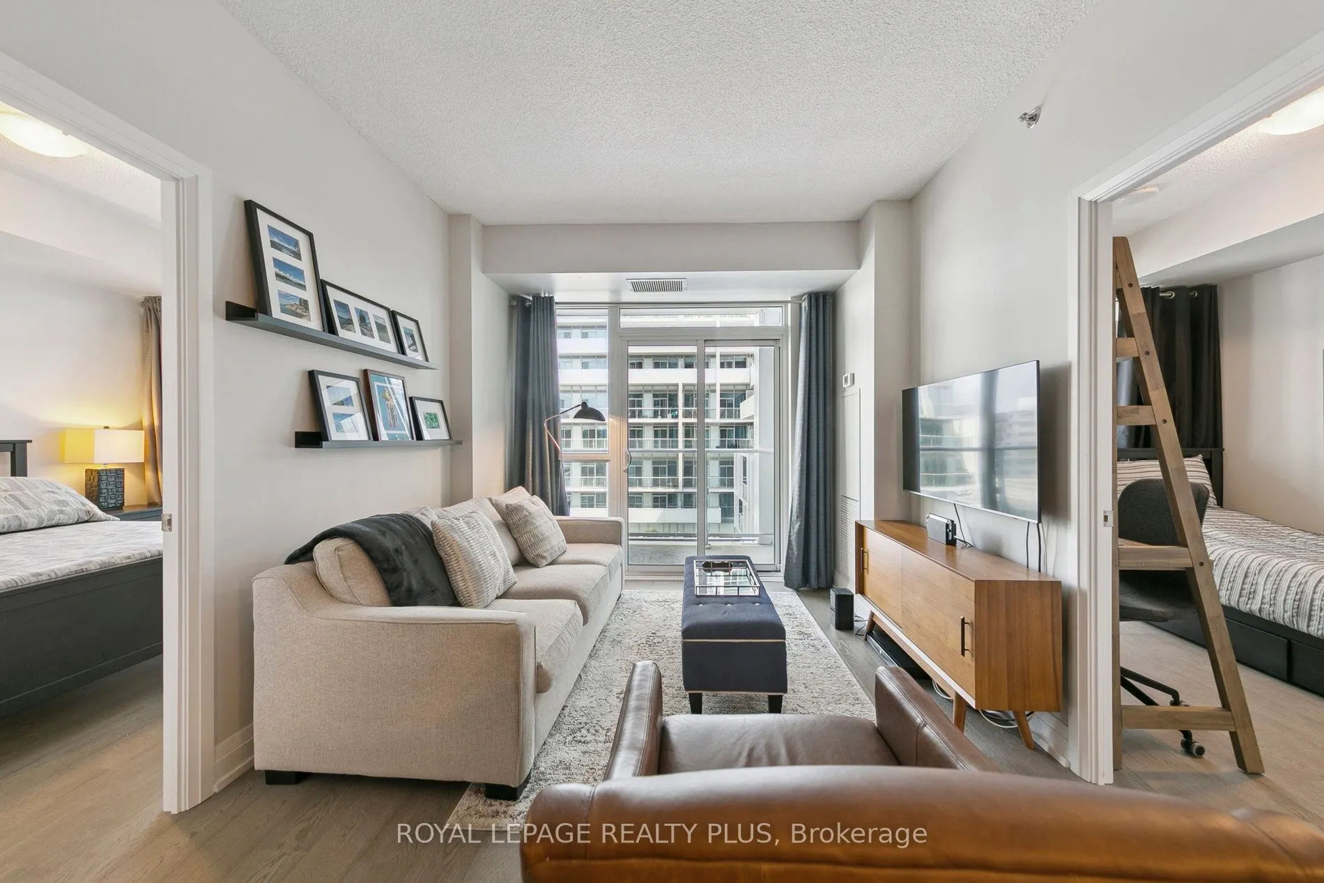 65 Speers Road, #406