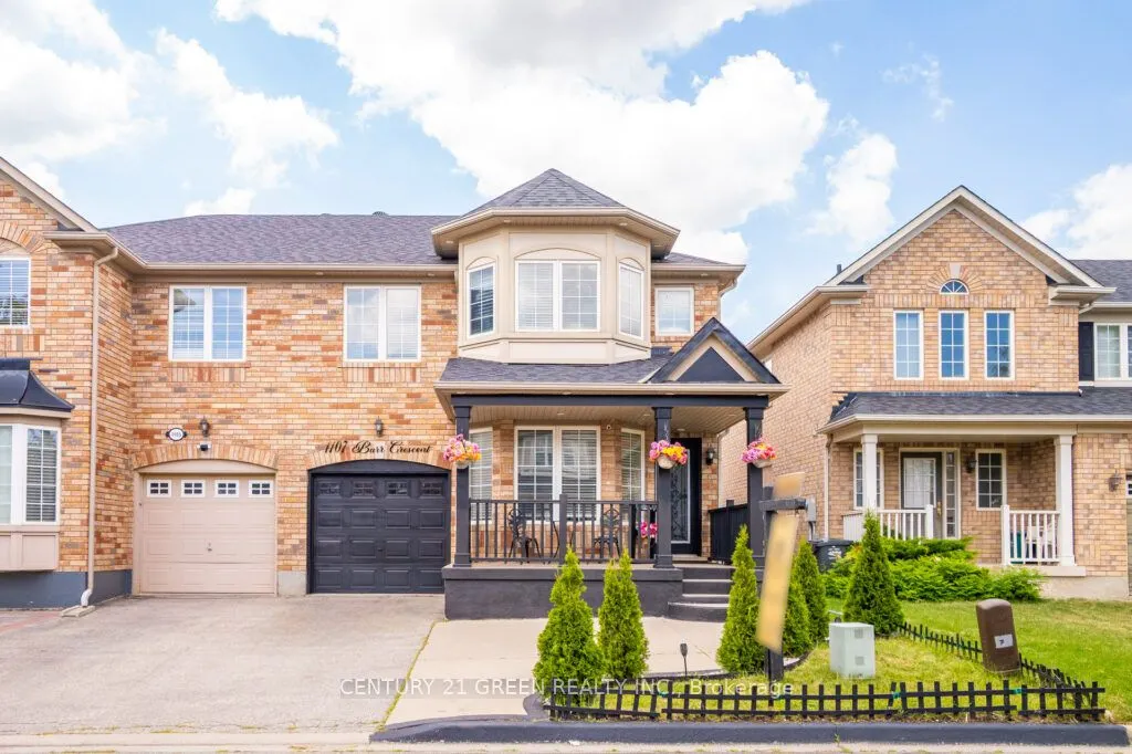 1107 Barr Crescent