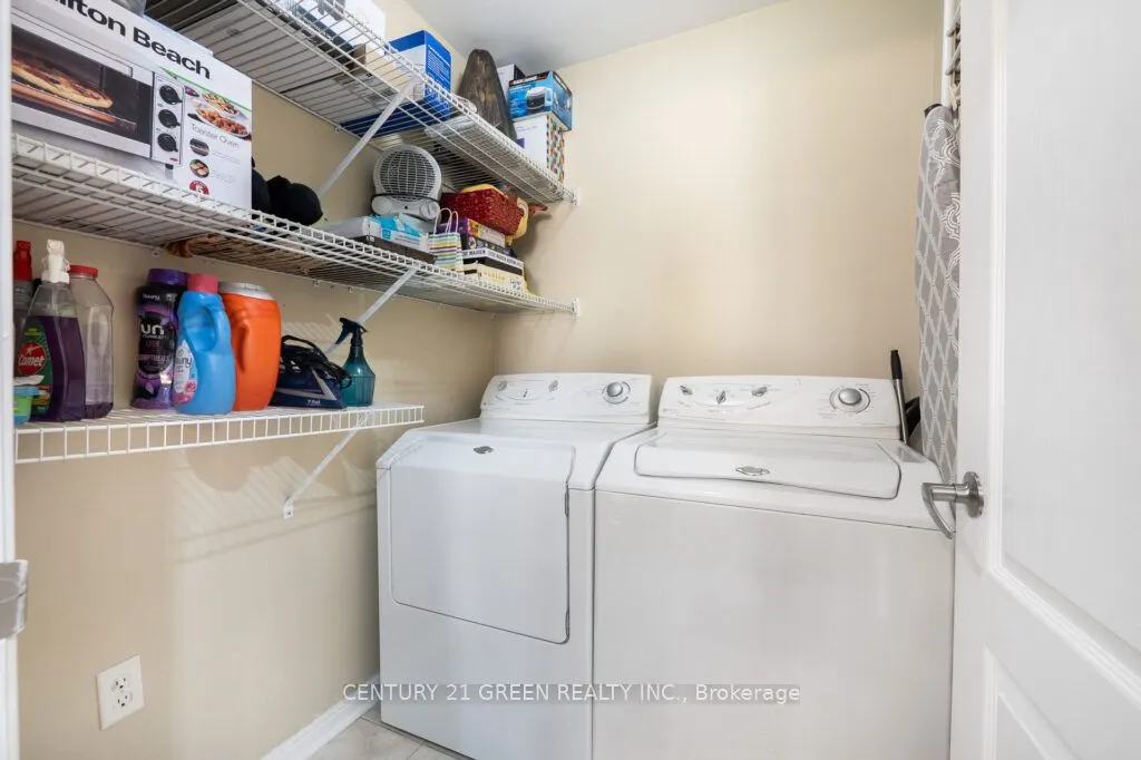 1107 Barr Crescent