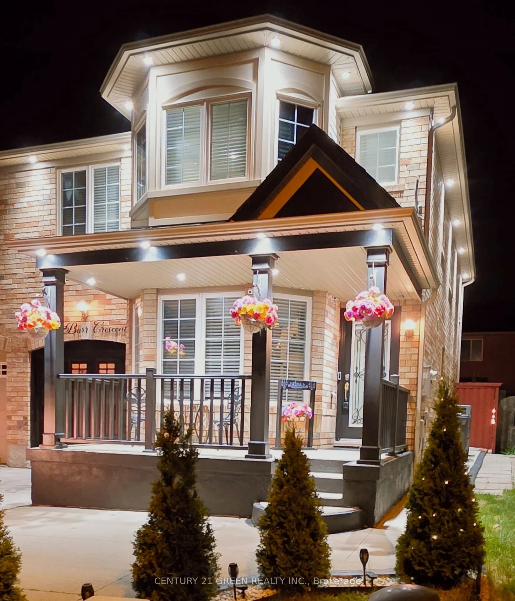 1107 Barr Crescent
