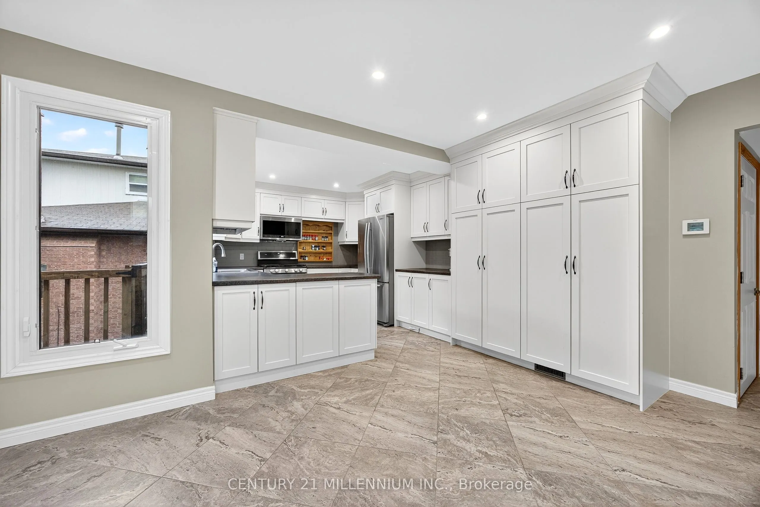 254 Kensington Place