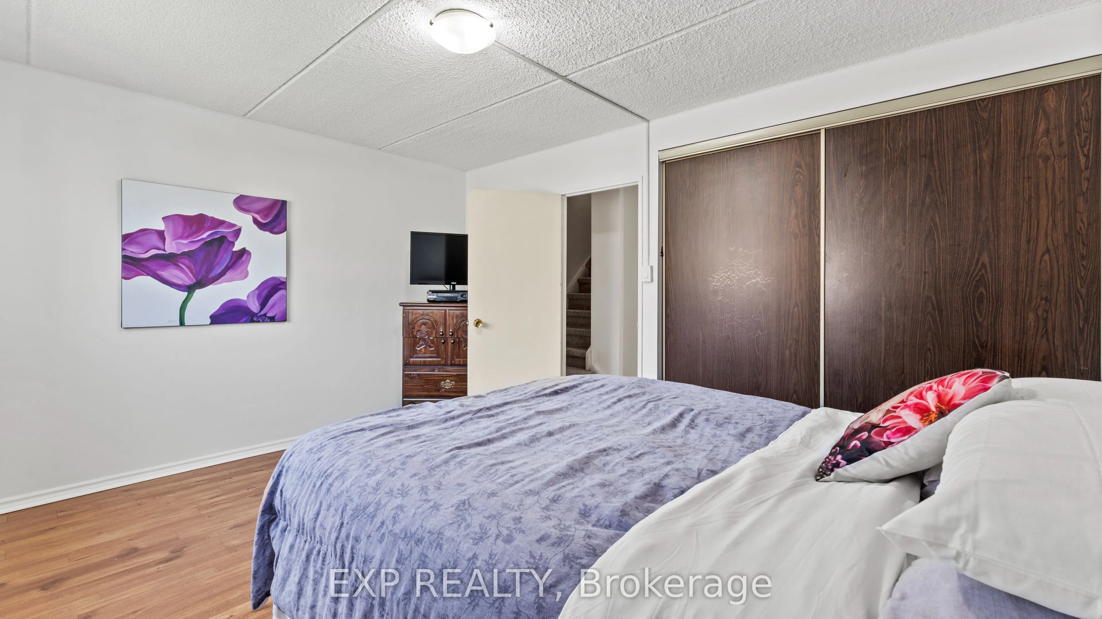 180 Mississauga Valley Boulevard, #160
