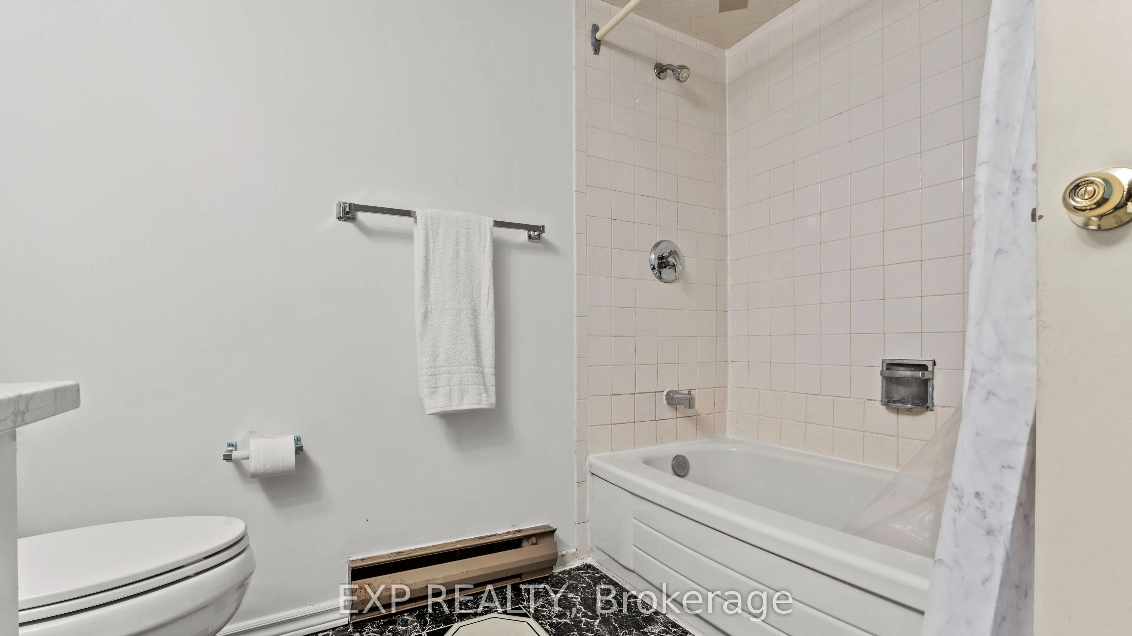 180 Mississauga Valley Boulevard, #160