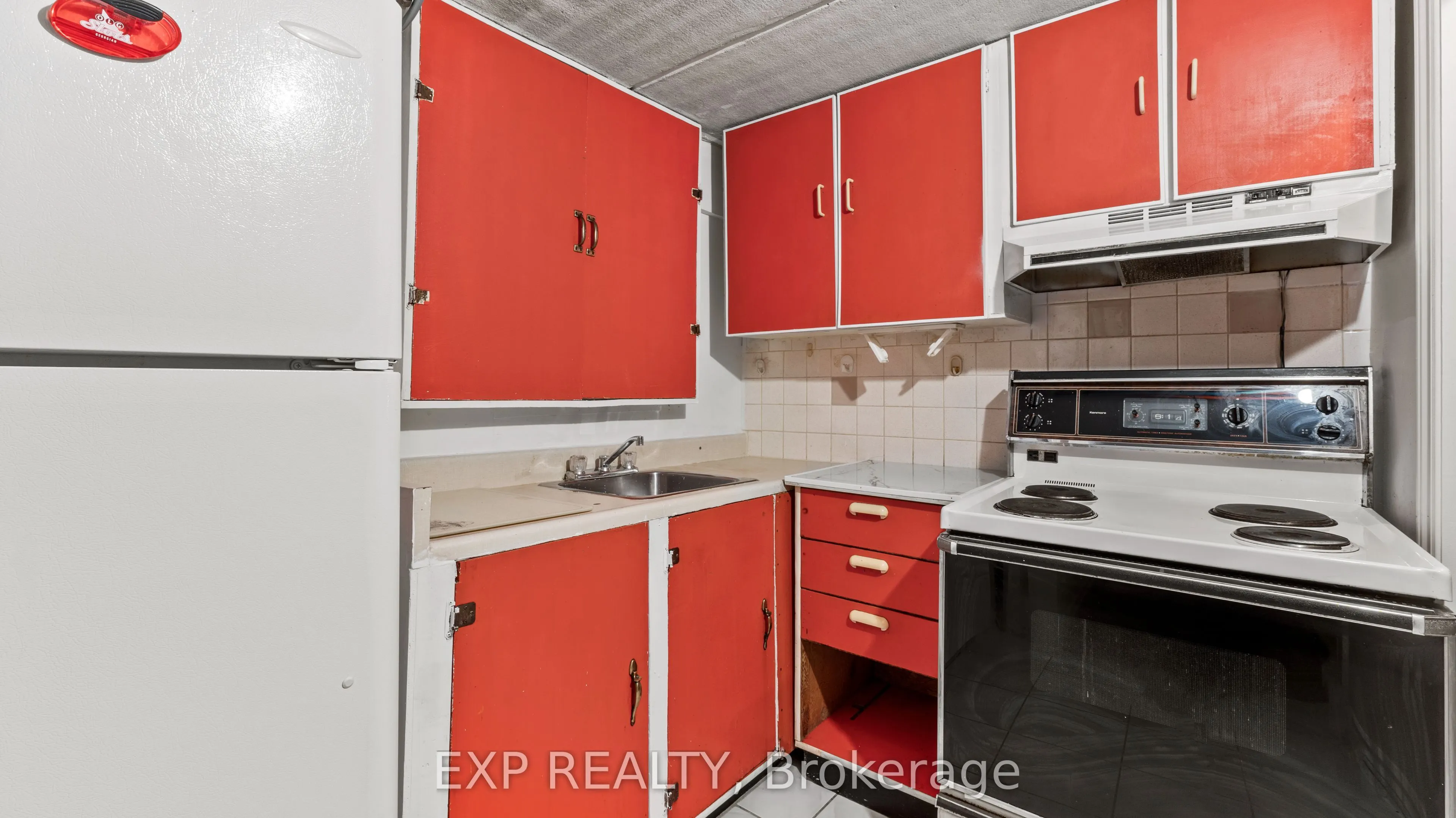 180 Mississauga Valley Boulevard, #160