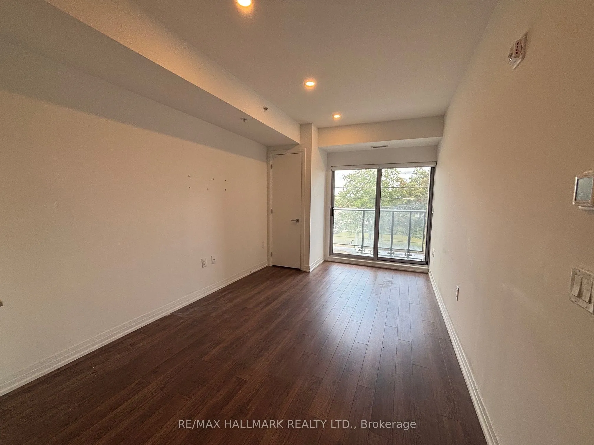 408 Browns Line, #208