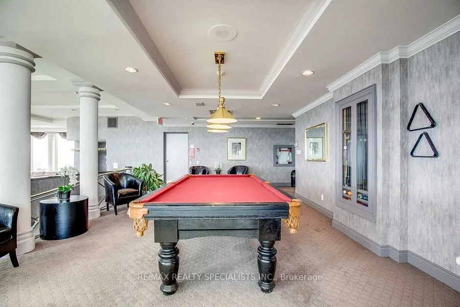 45 Kingsbridge Garden Circle, #705