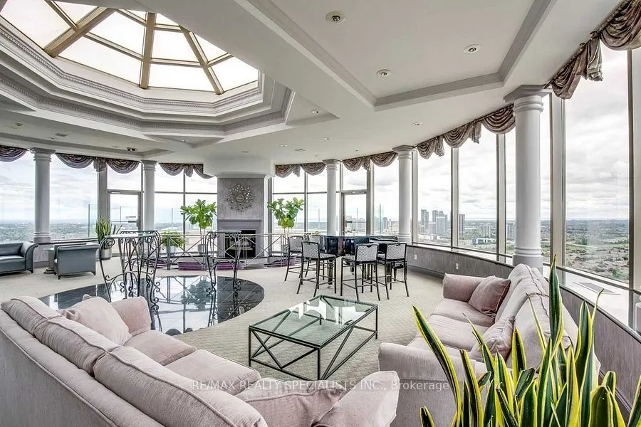 45 Kingsbridge Garden Circle, #705